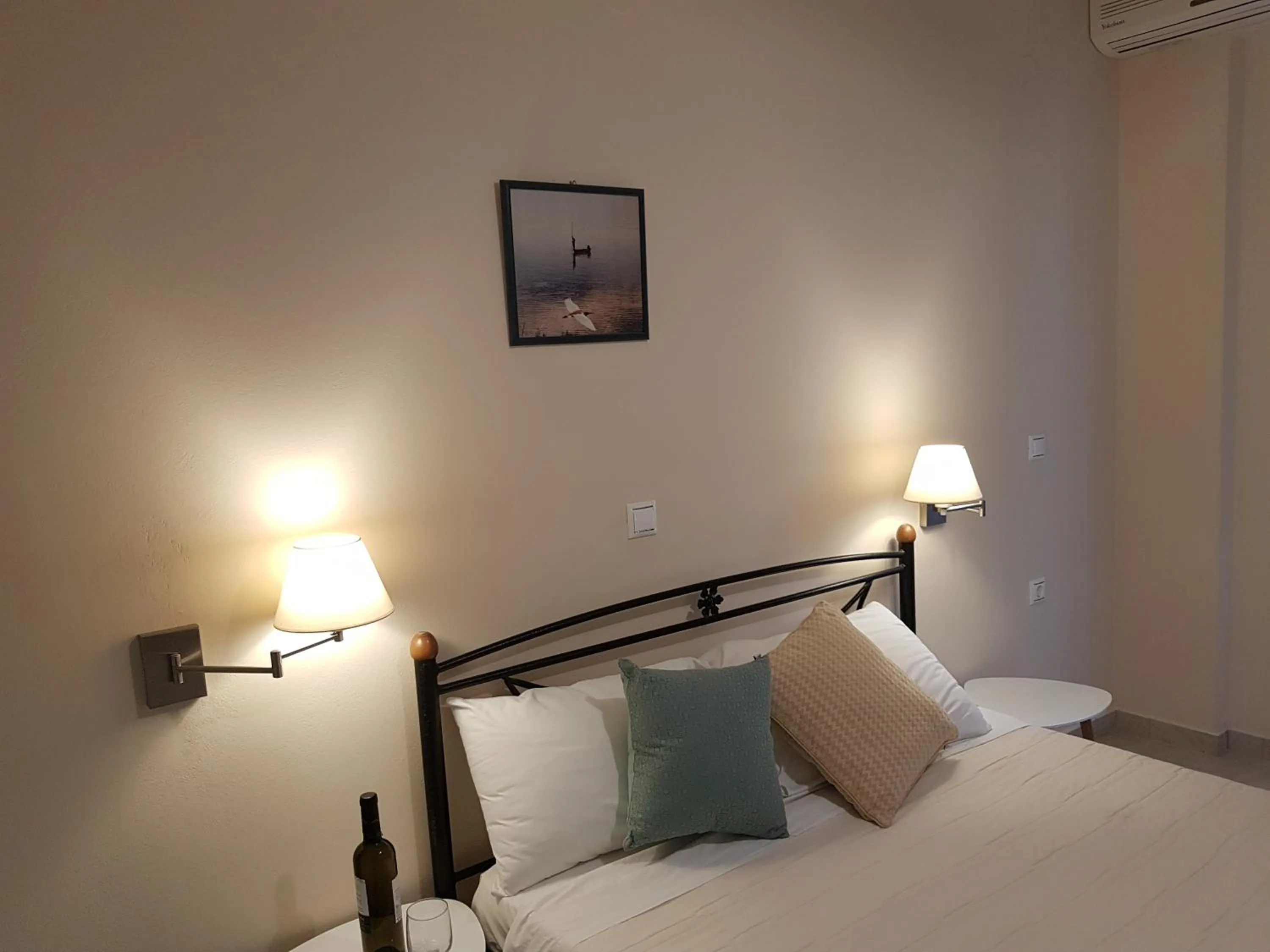 Bed in Nefeli Wind Club