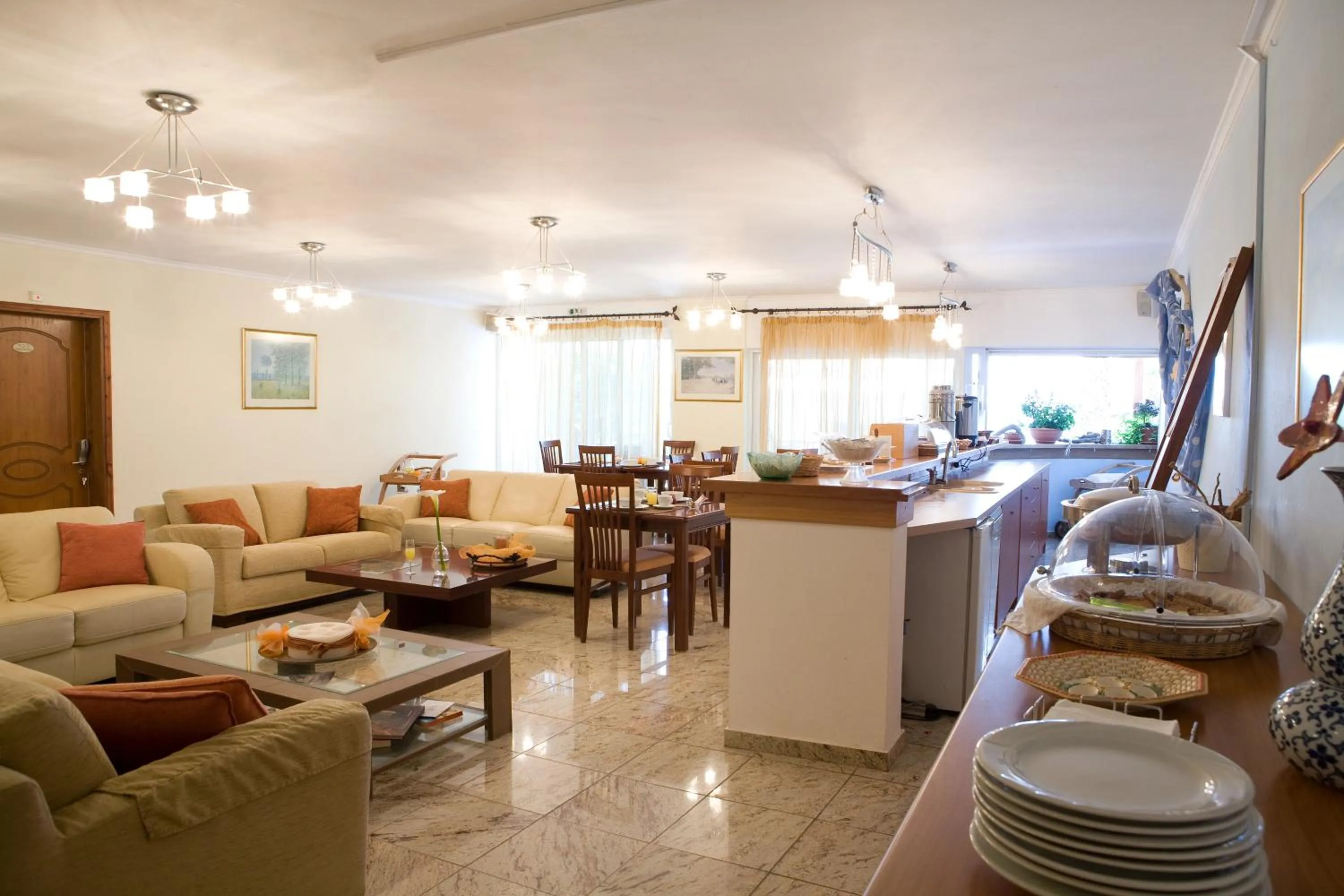 Breakfast in Nefeli Wind Club