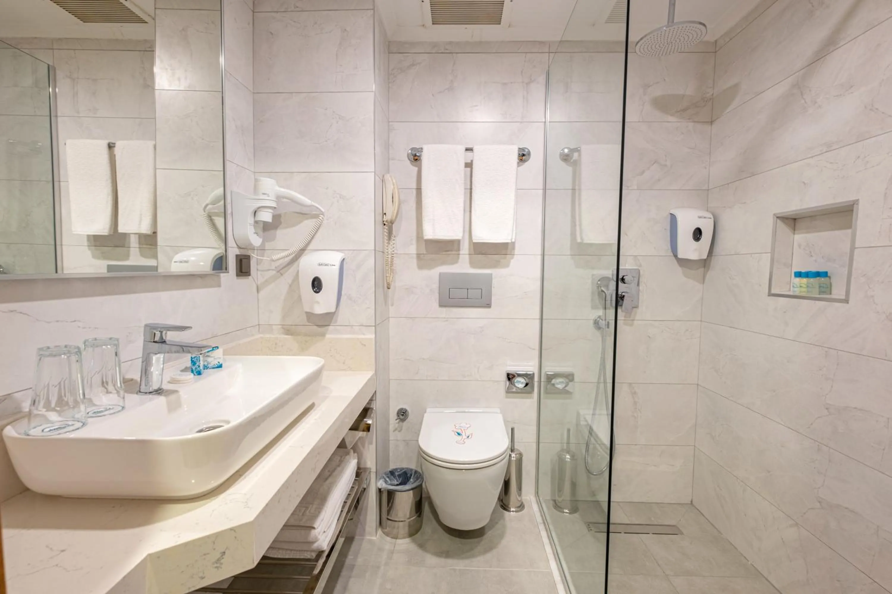 Shower in Alba Resort Hotel - Ultra All Inclusive