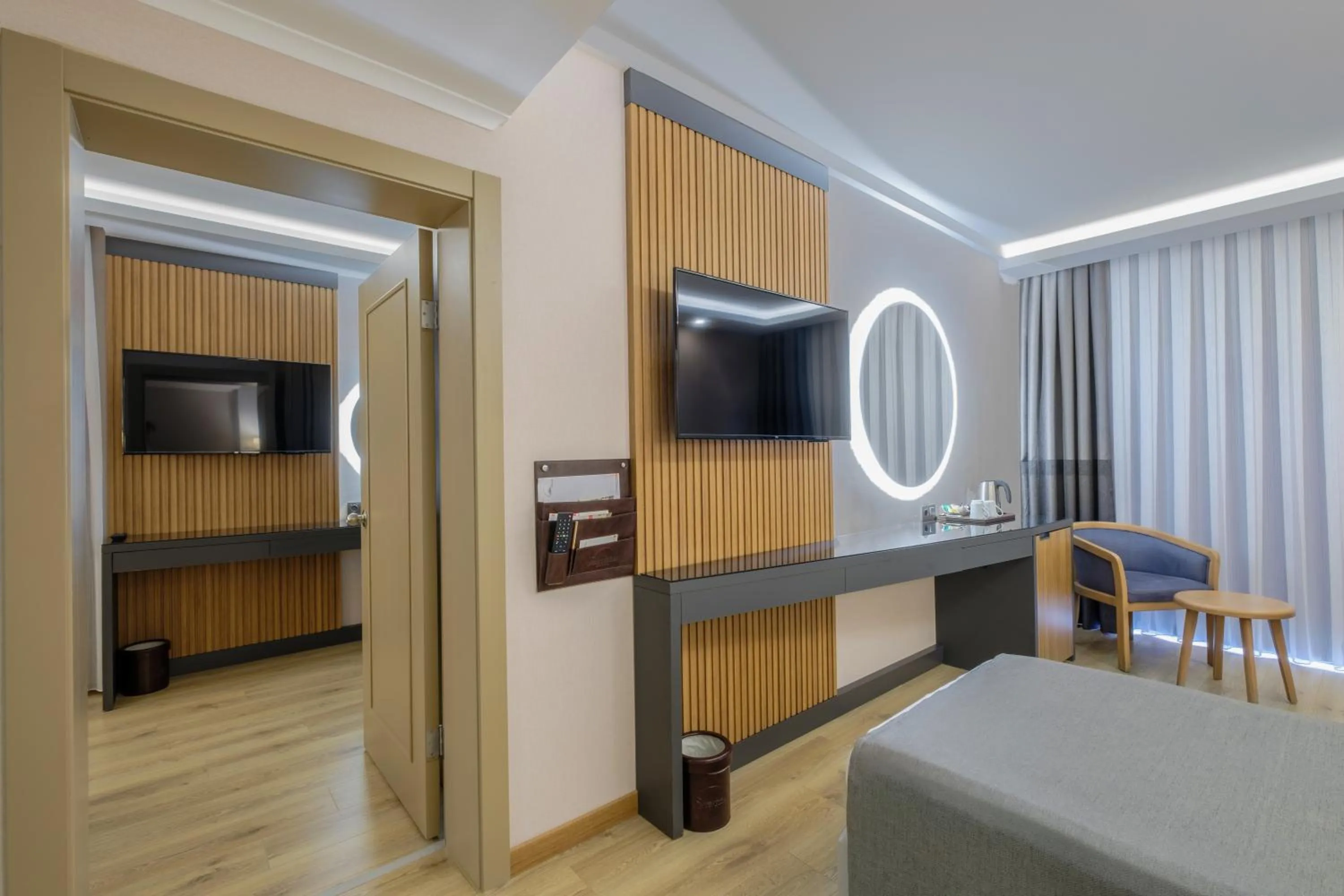 Communal lounge/ TV room, Bed in Alba Resort Hotel - Ultra All Inclusive