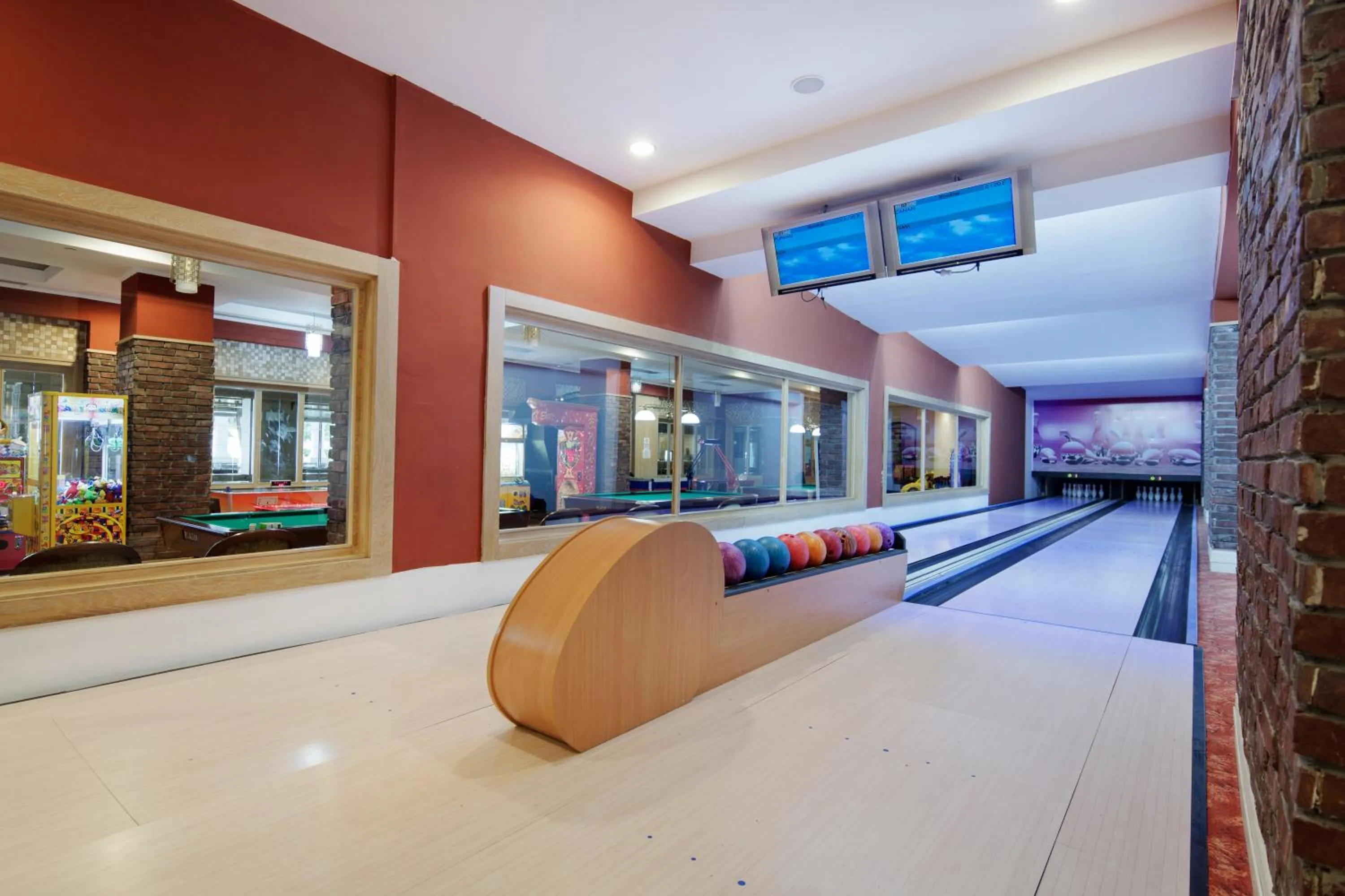 Bowling in Alba Queen Hotel - Ultra All Inclusive