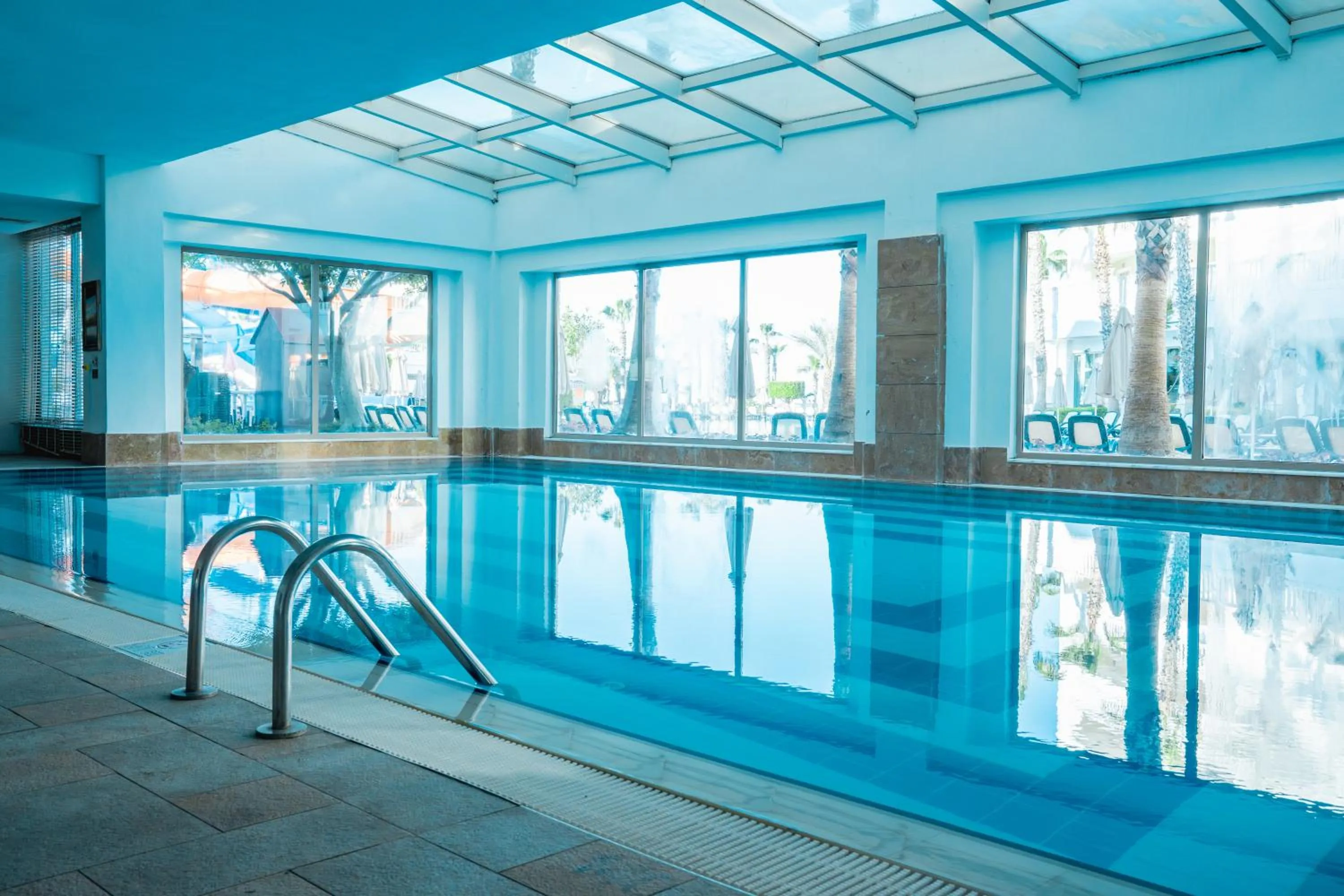 Swimming pool in Alba Queen Hotel - Ultra All Inclusive