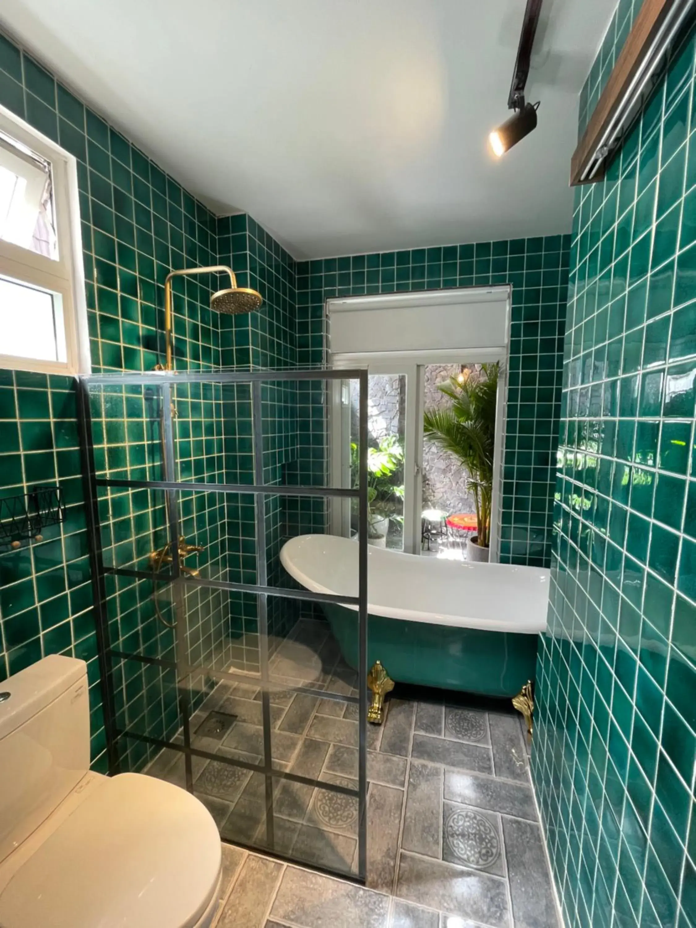 Deluxe Double Room with Bath in Lucas Inn Deluxe Double Room with Bath in Lucas Inn