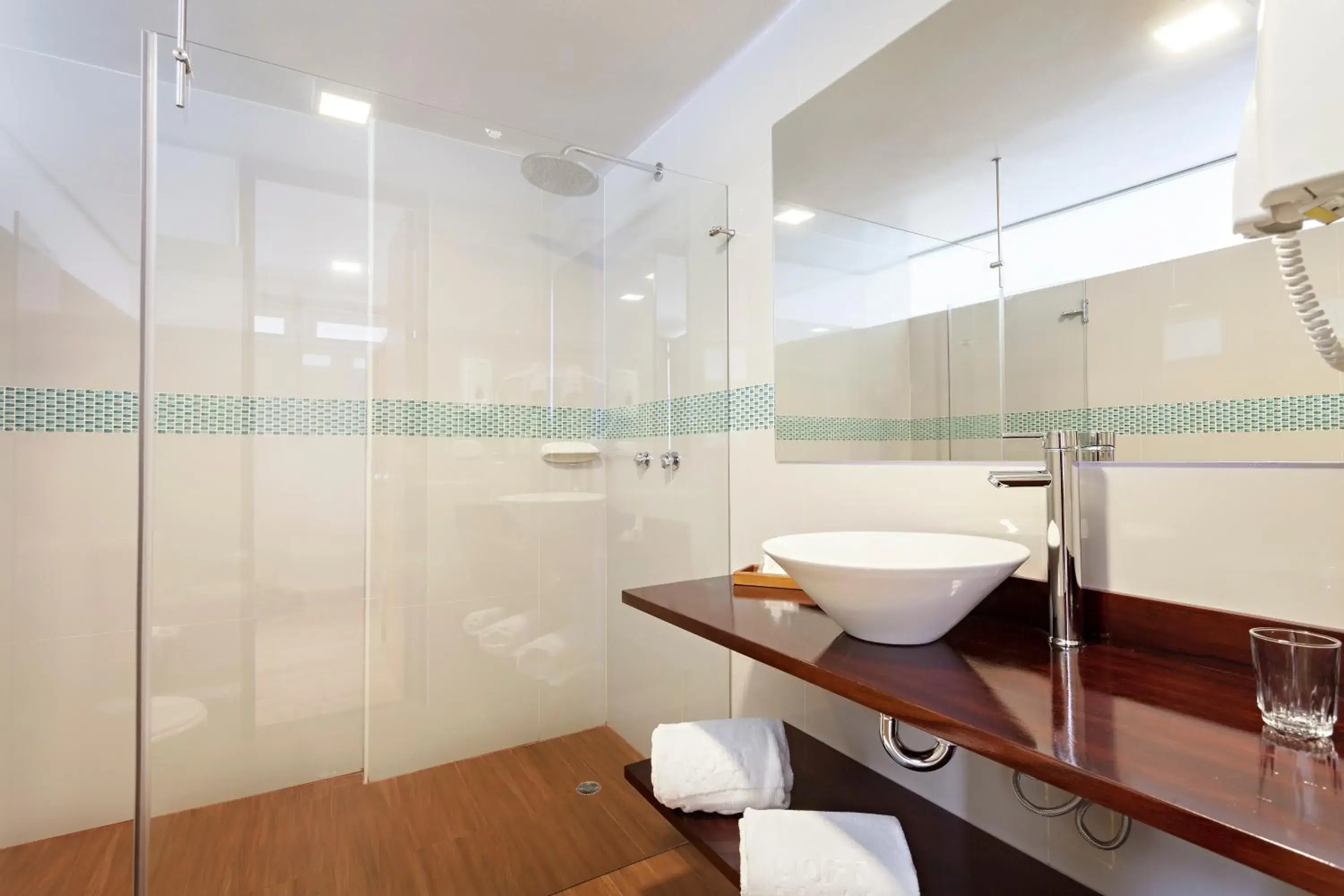 Deluxe Room in Loft Hotel Deluxe Room in Loft Hotel