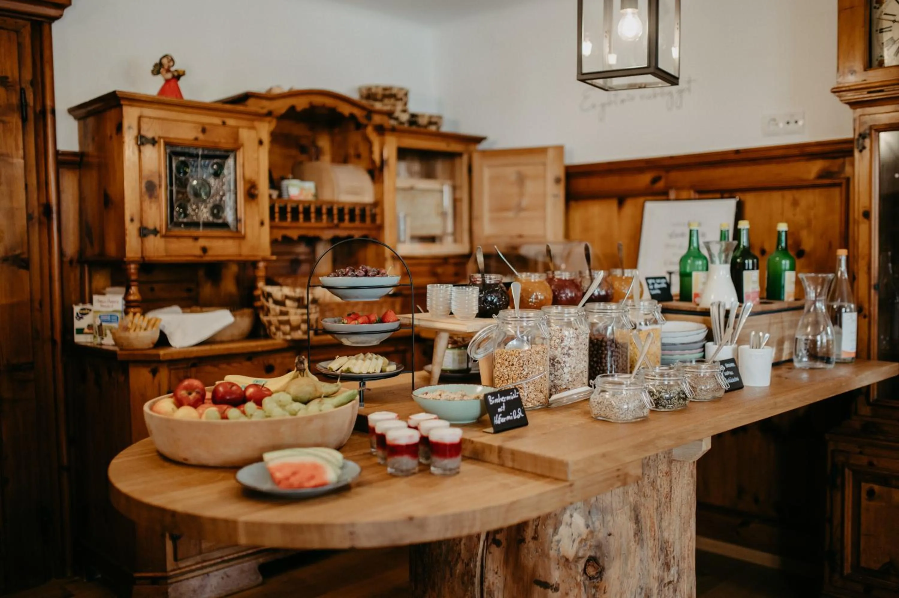 Buffet breakfast in Bio-Pension Bliem