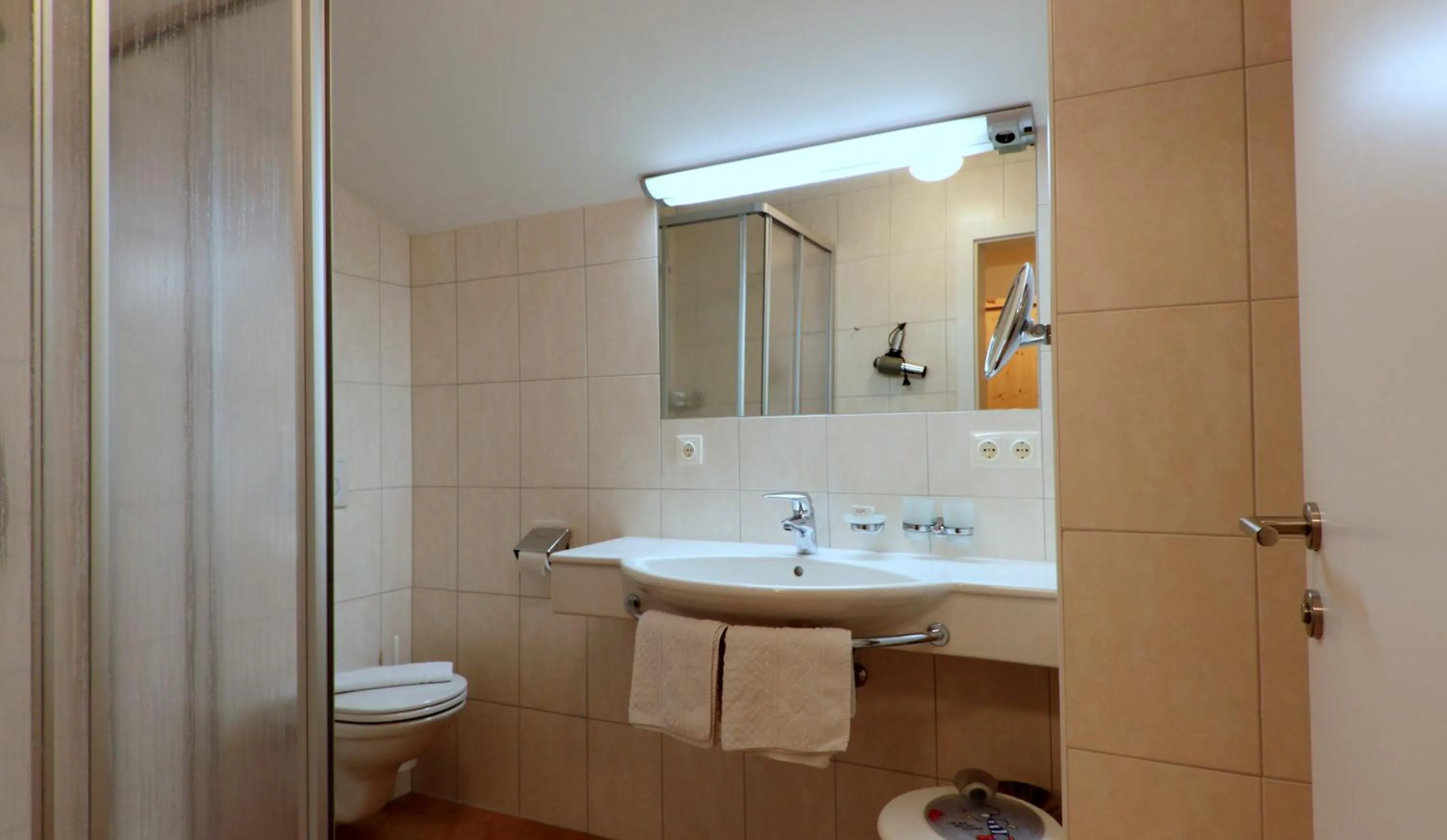 Toilet in Bio-Pension Bliem