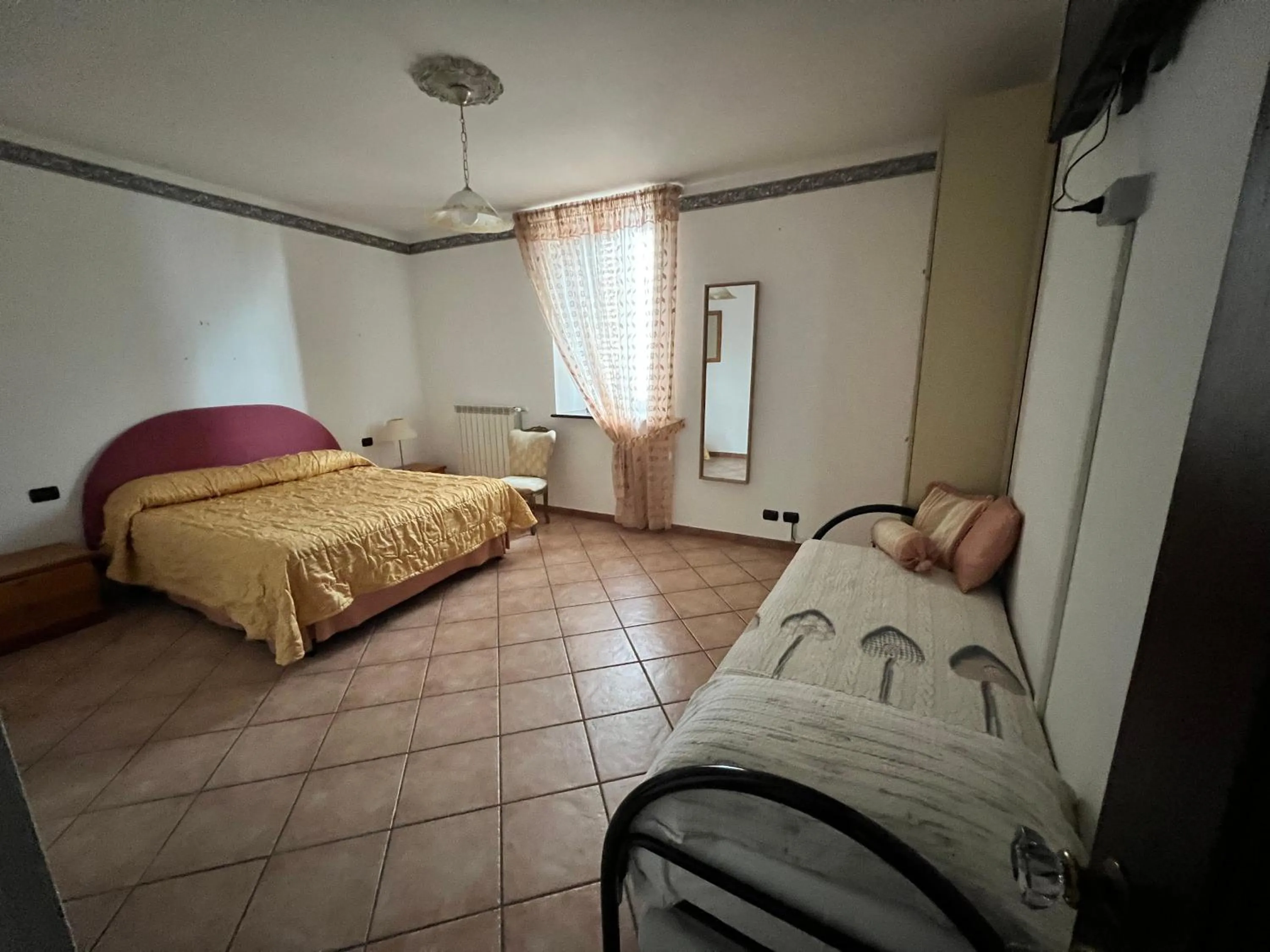 Bed in Villa Donna Fausta