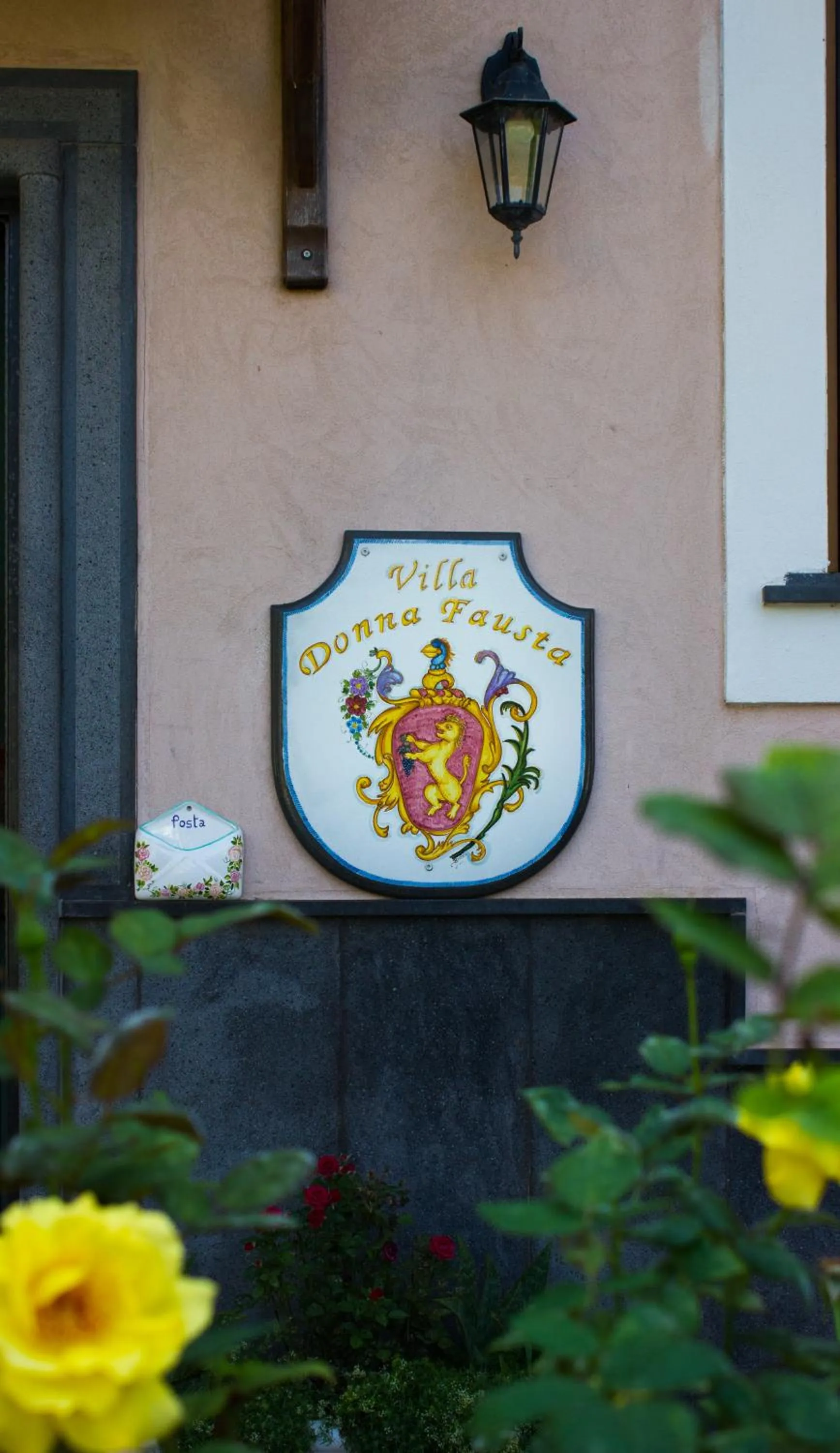 Facade/entrance in Villa Donna Fausta