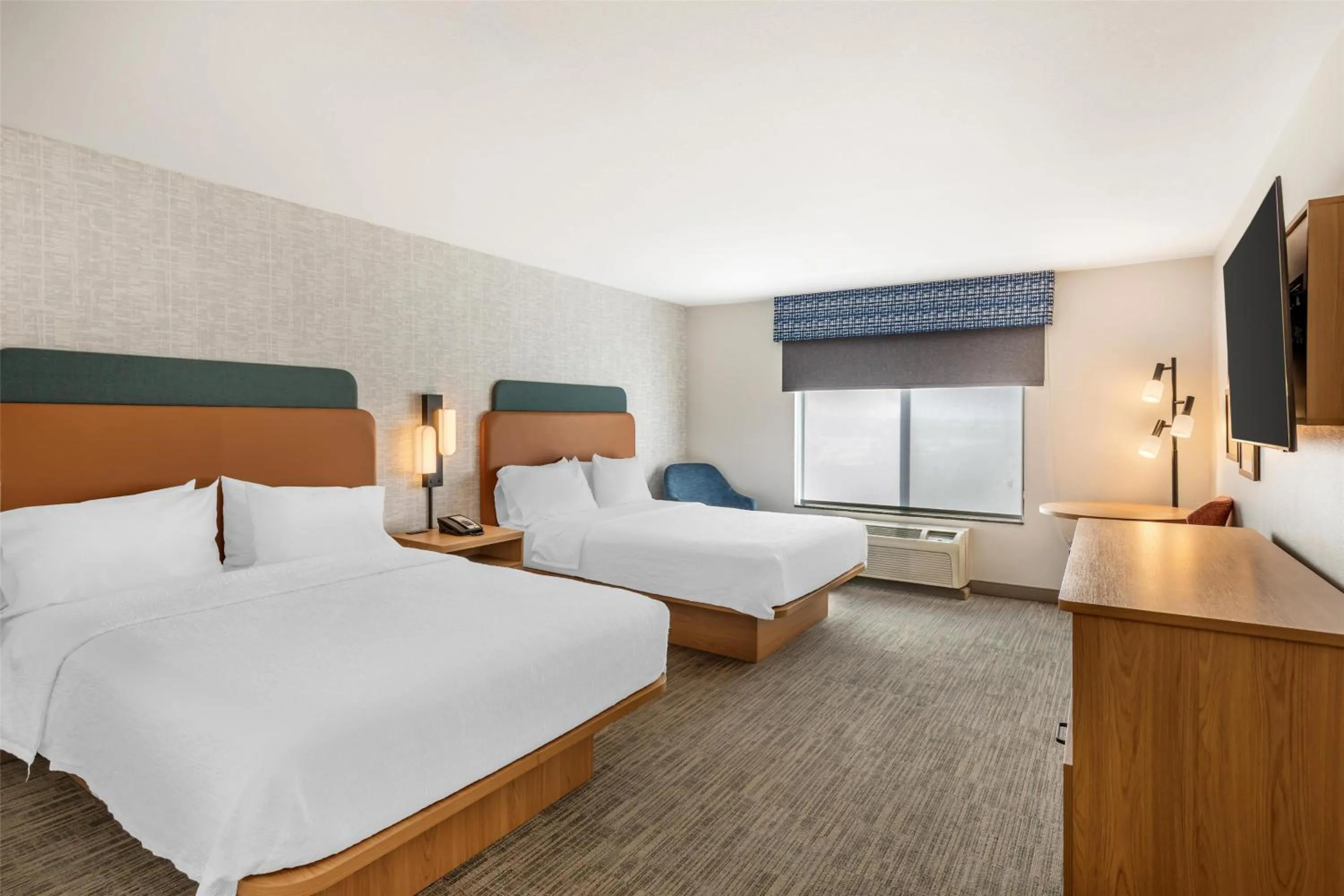 Bedroom, Bed in Hampton Inn & Suites Moreno Valley