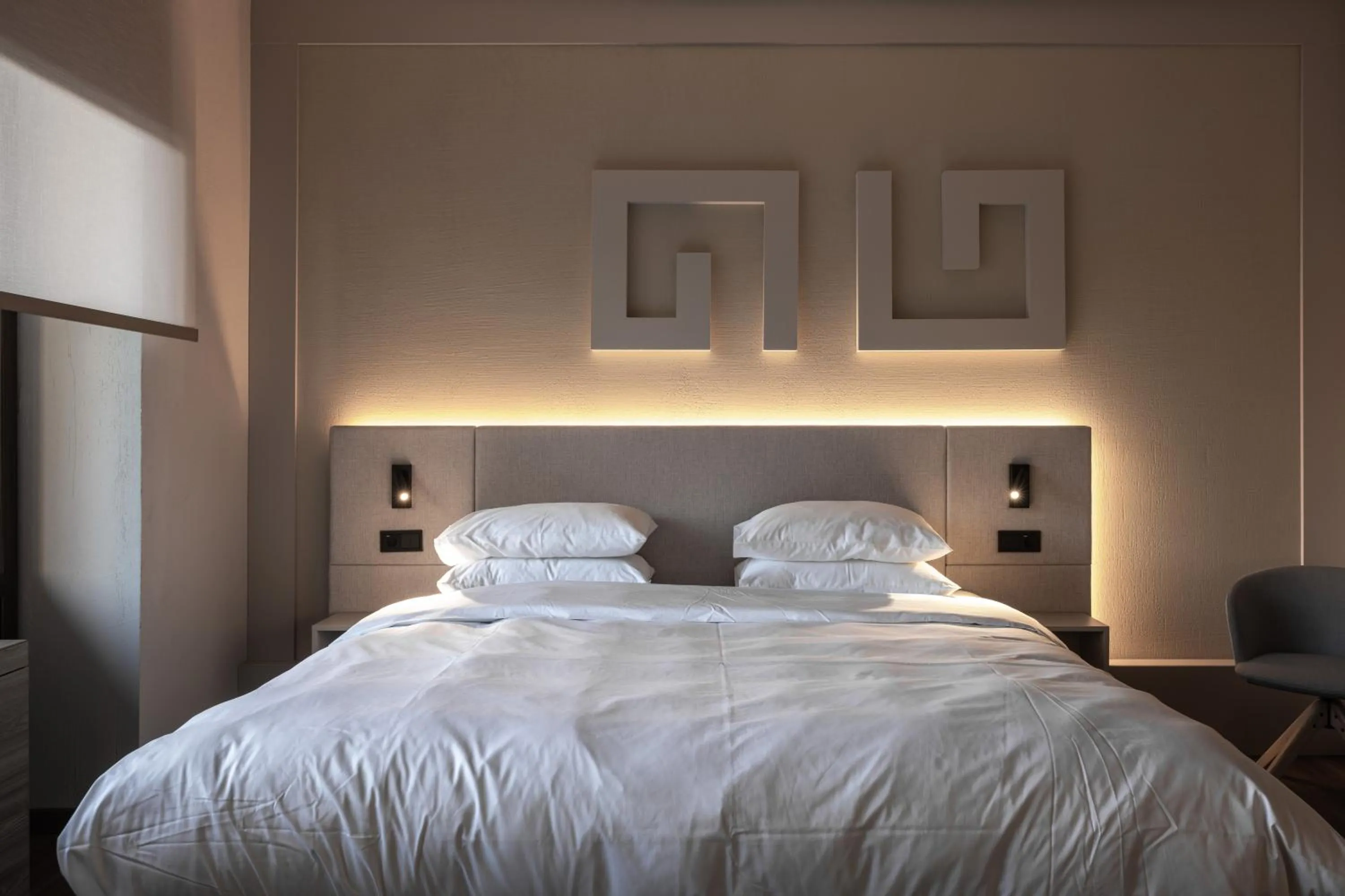 Bed in Mimi Hotel Chisinau Jolly Alon