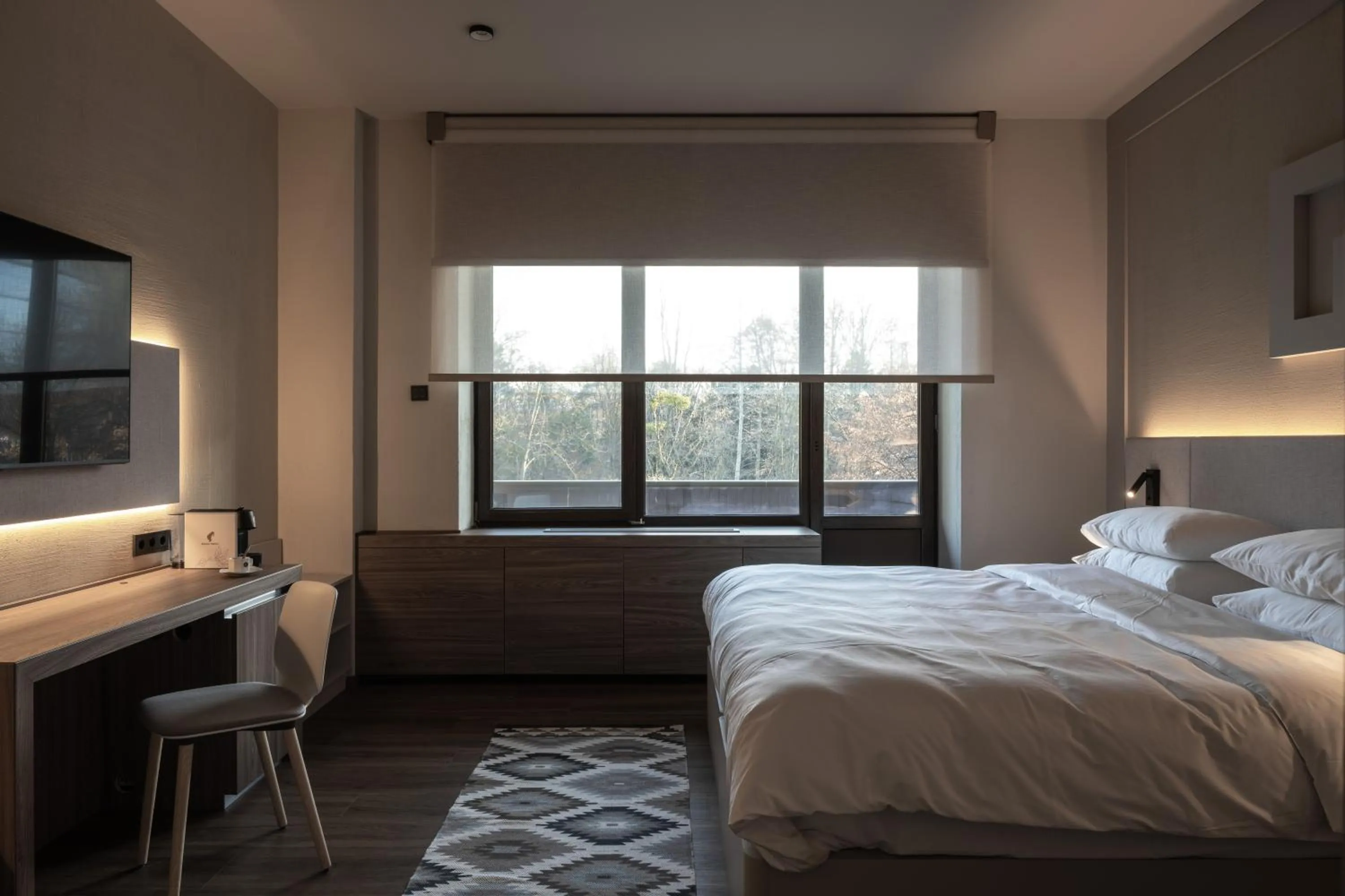 Bed in Mimi Hotel Chisinau Jolly Alon