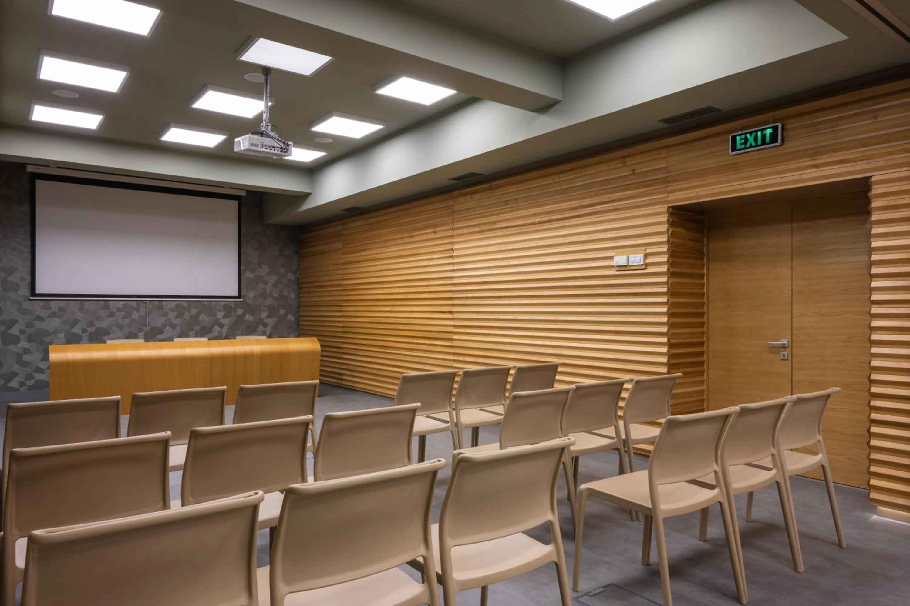 Meeting/conference room in Mimi Hotel Chisinau Jolly Alon