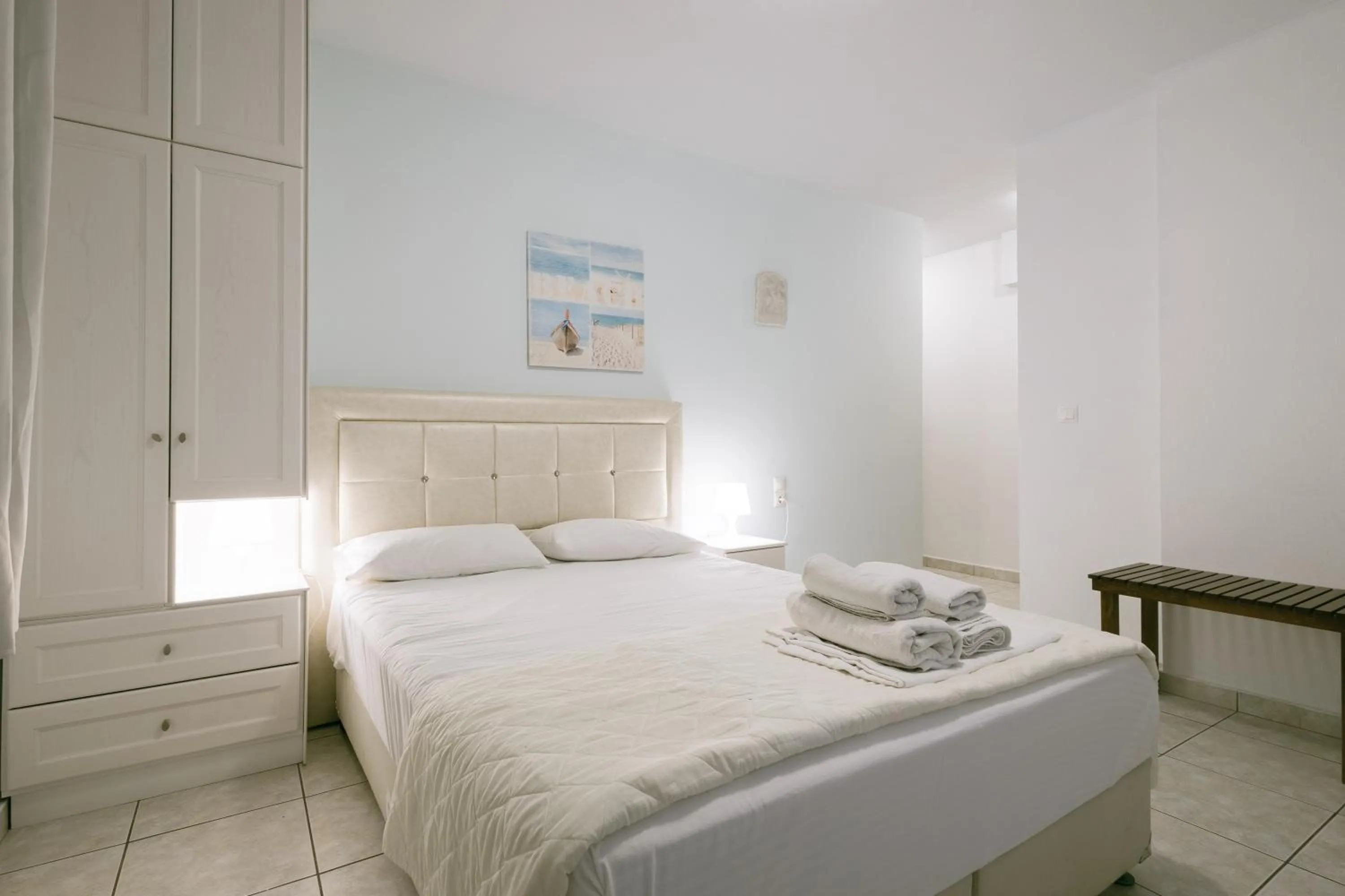 Property building, Bed in Anna Maria - Vanessa Apartments