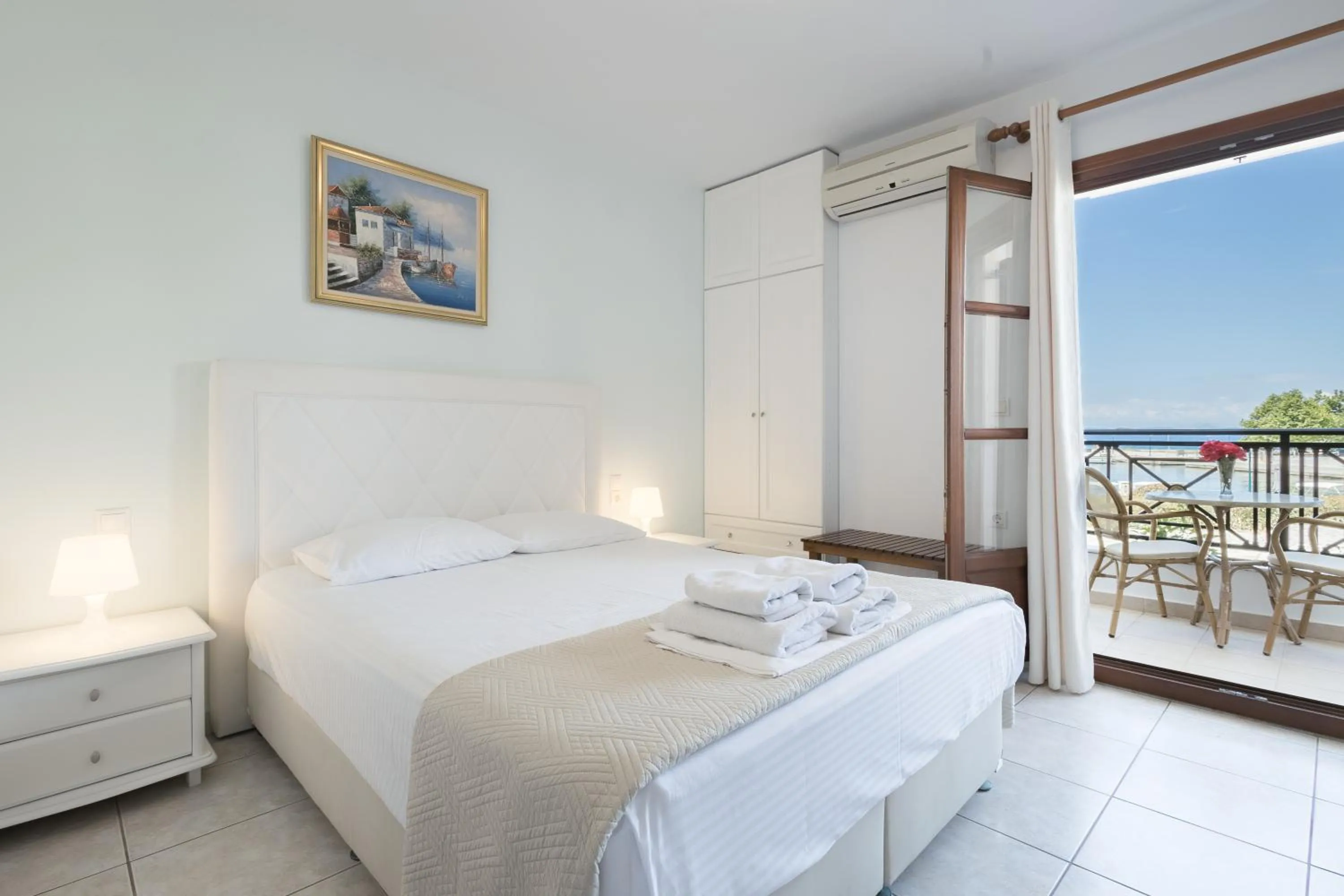 Property building, Bed in Anna Maria - Vanessa Apartments