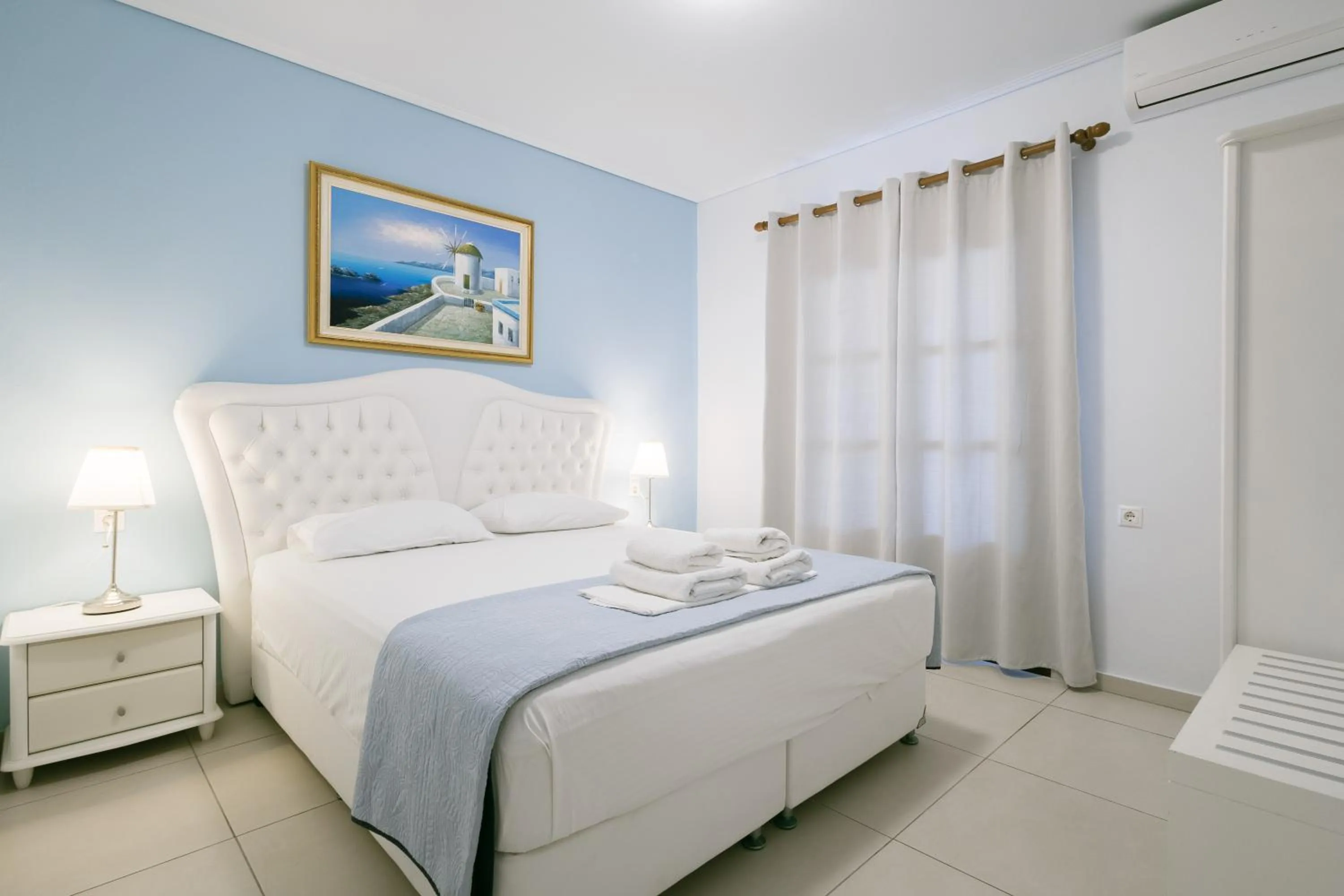 Property building, Bed in Anna Maria - Vanessa Apartments