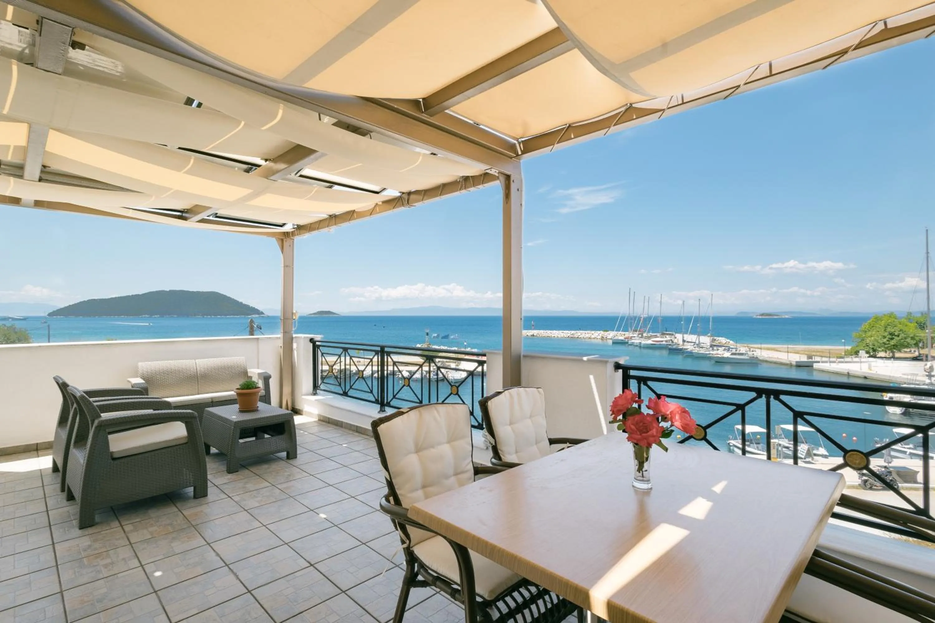 Property building in Anna Maria - Vanessa Apartments