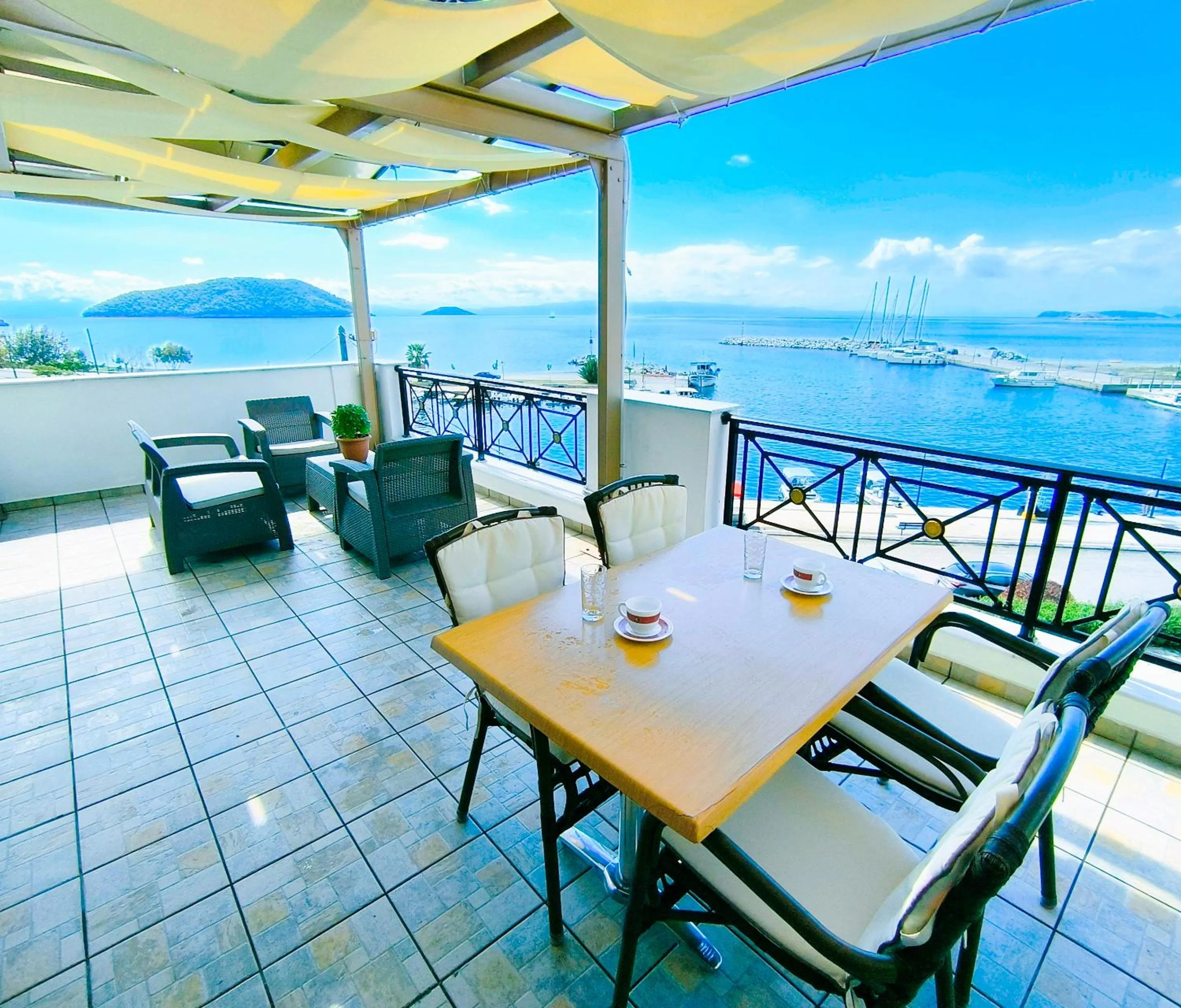 Property building in Anna Maria - Vanessa Apartments