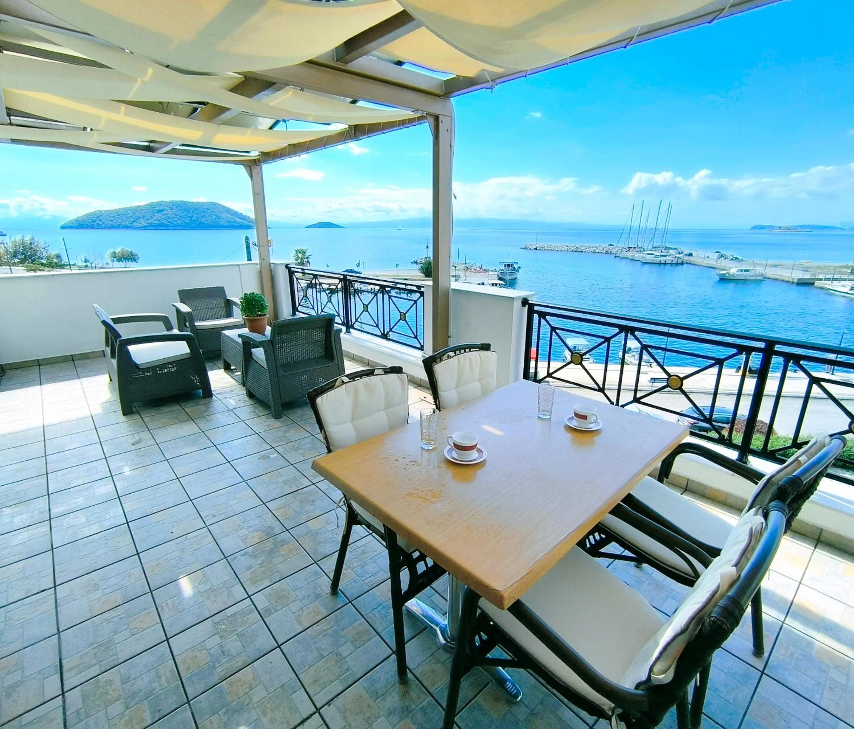 Property building in Anna Maria - Vanessa Apartments