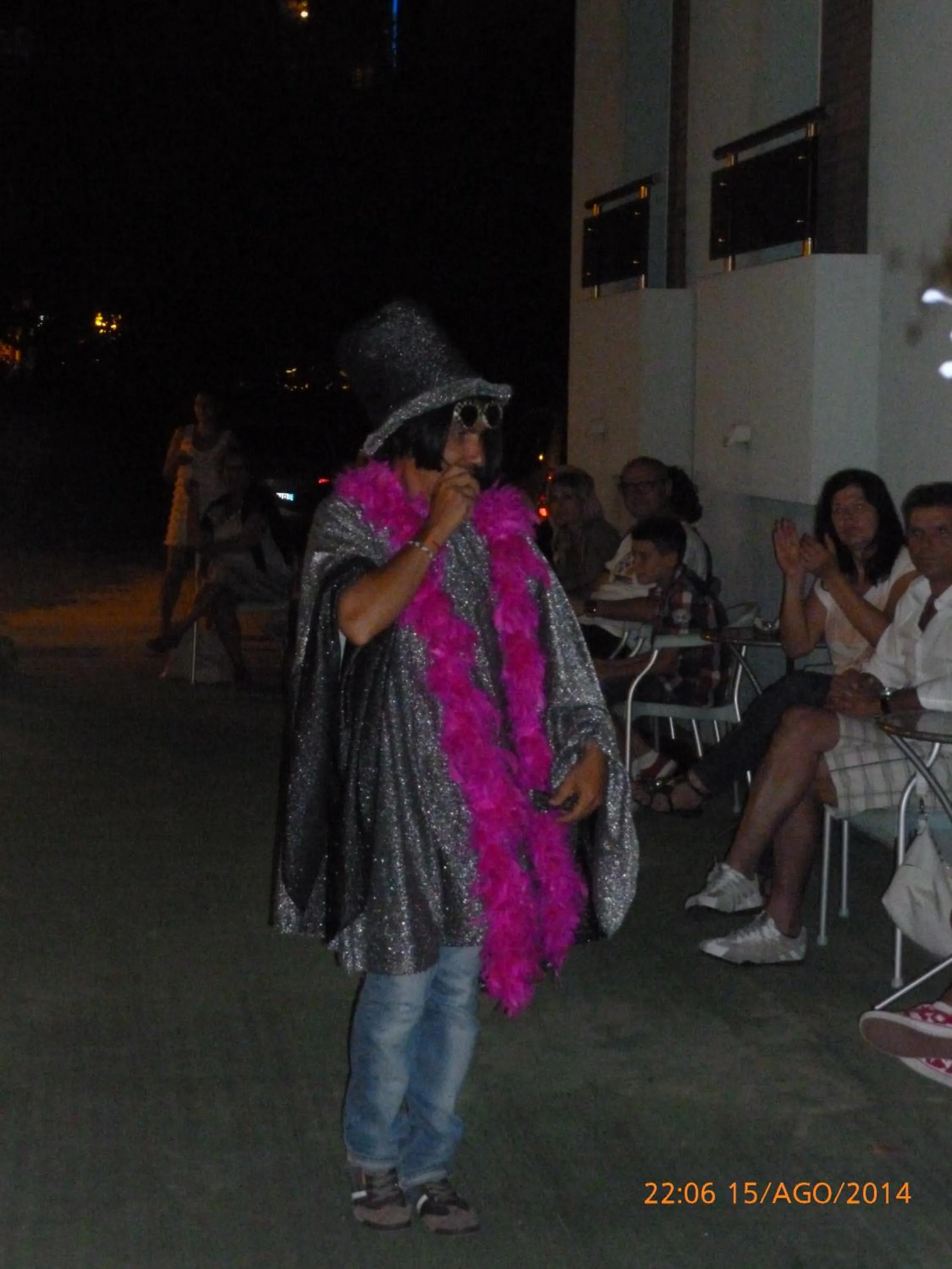 Evening entertainment in Hotel Iones