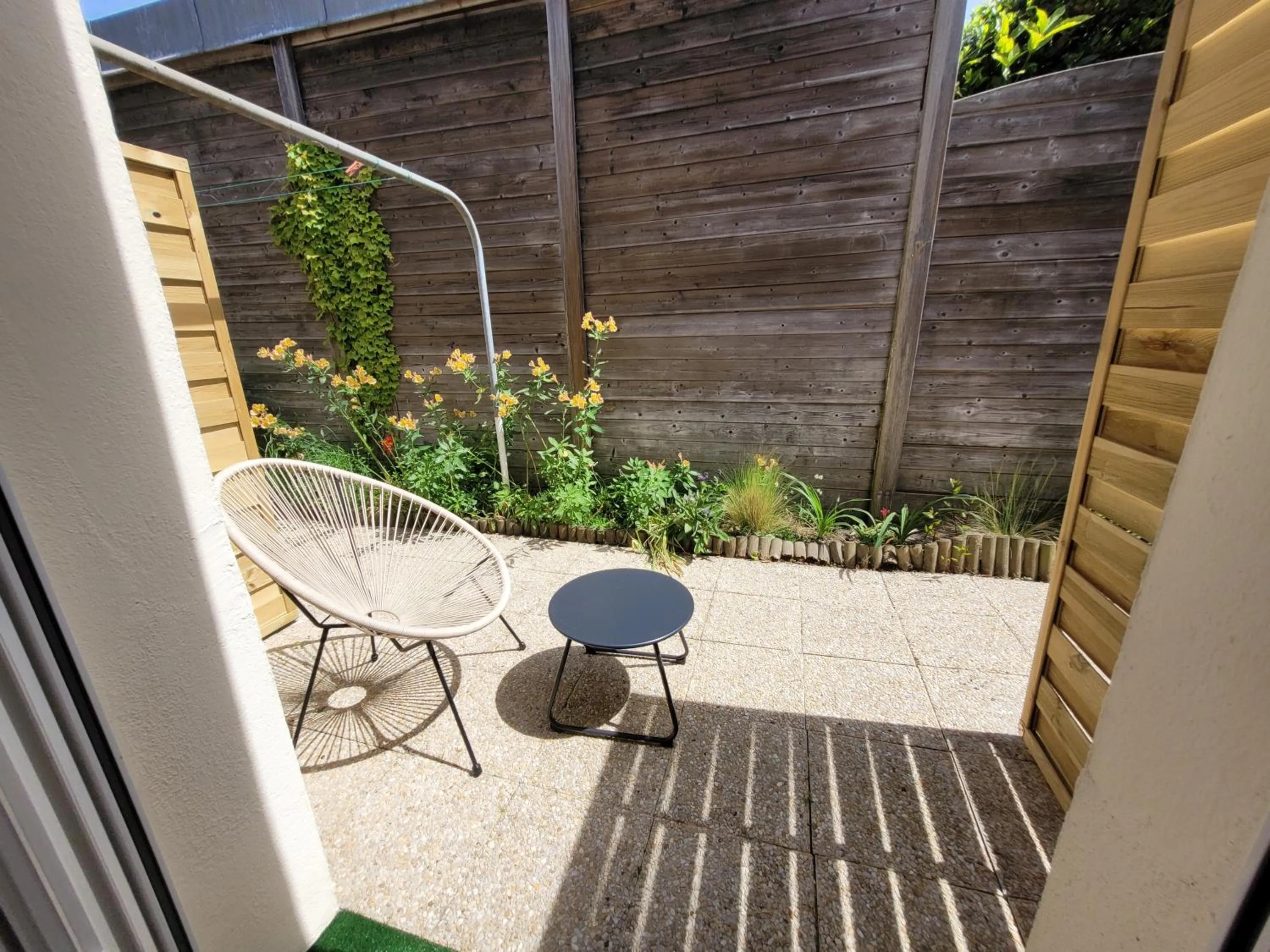 Balcony/Terrace in Hôtel de charme & SPA Le Grand Large