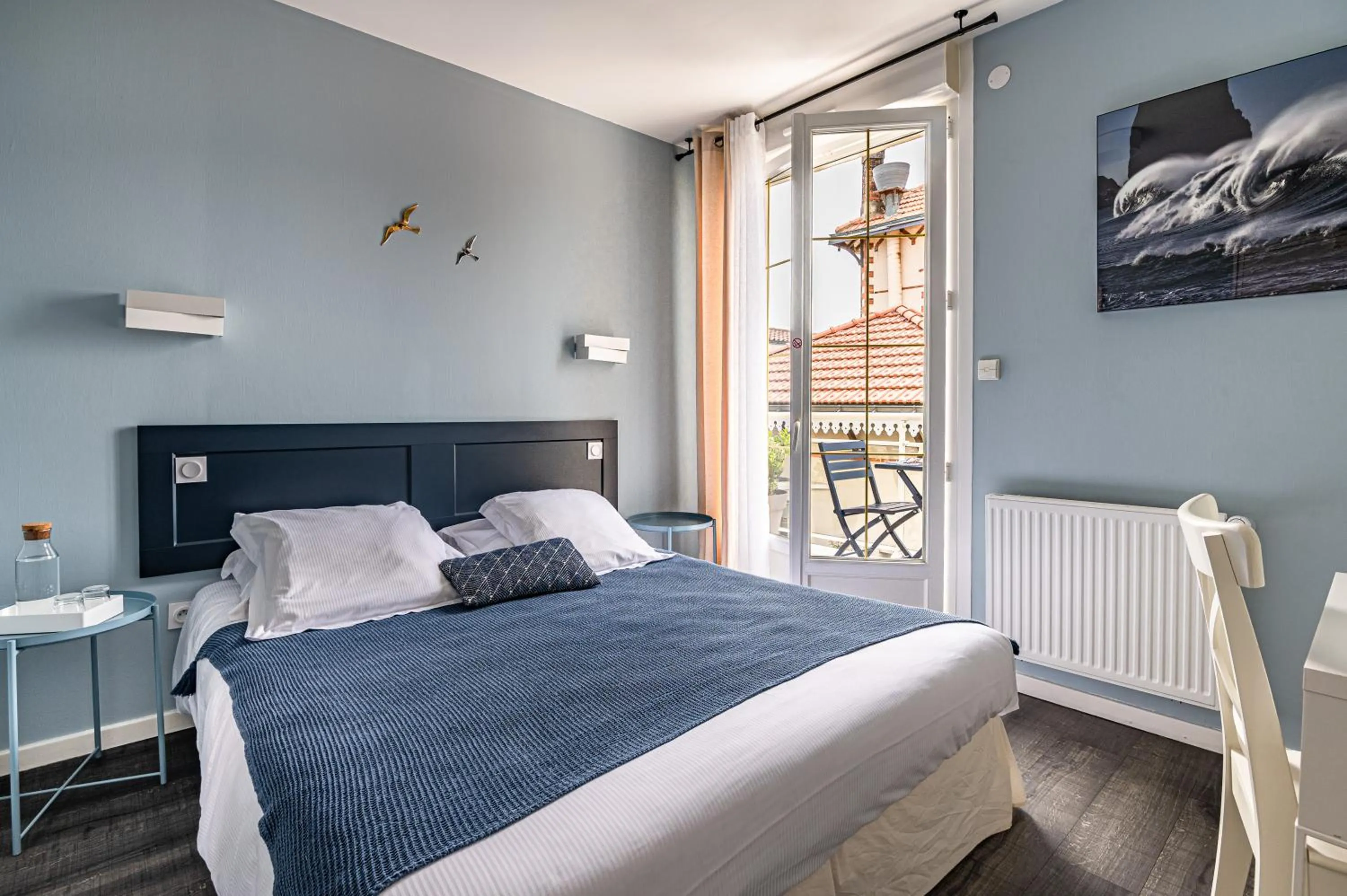 Bedroom, Bed in Hôtel de charme & SPA Le Grand Large