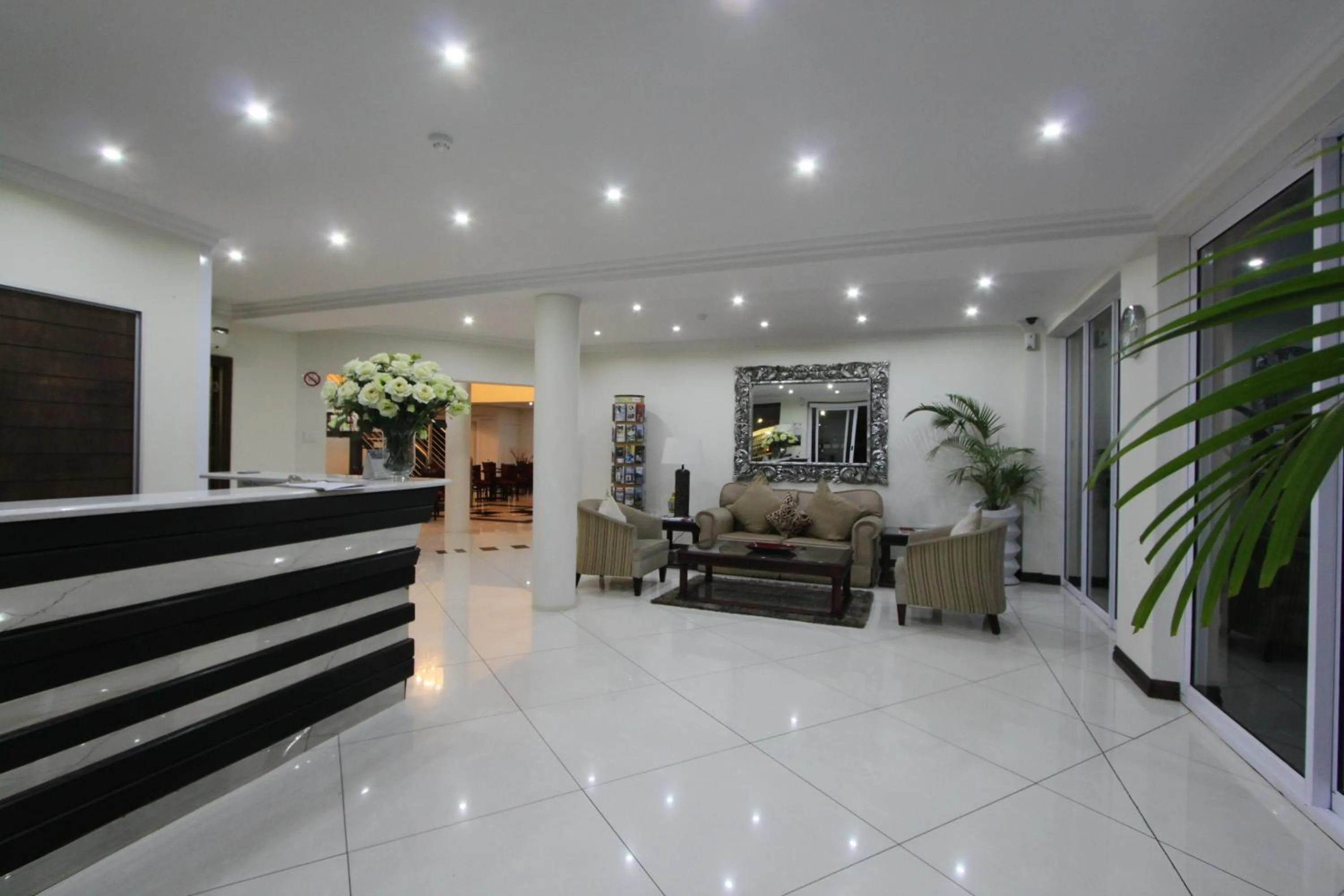 Lobby or reception in Regal Inn Ballito