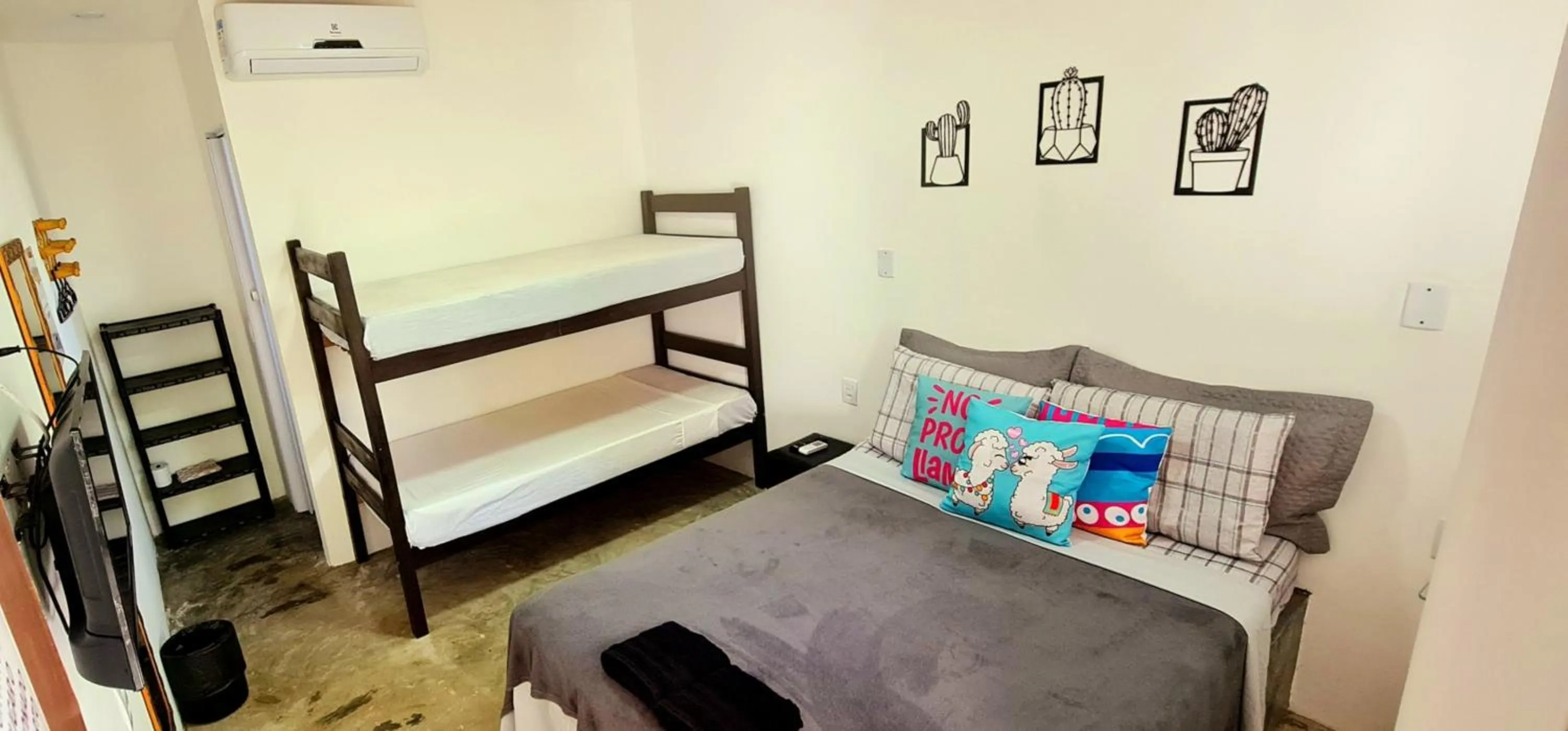 Bed in Di Pipa Rooms - Hidromassagem Externa