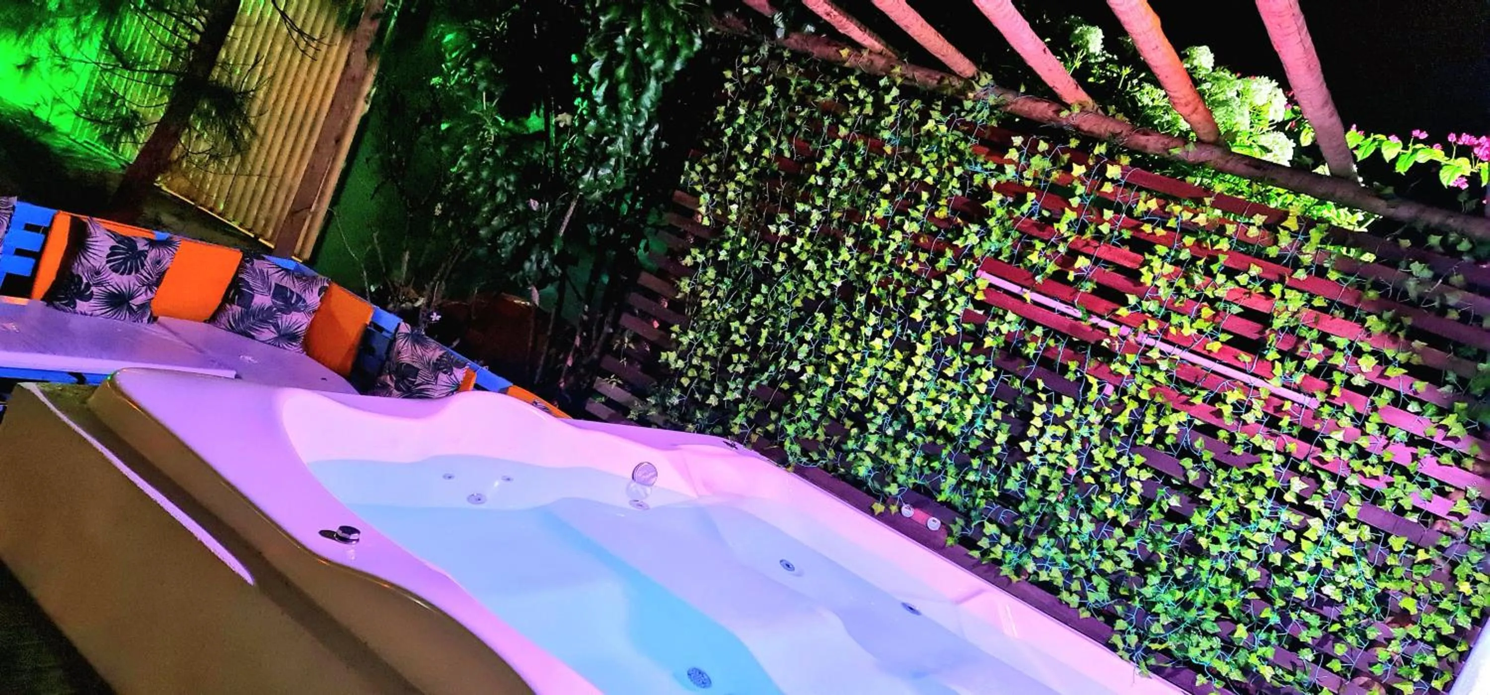 Hot Tub in Di Pipa Rooms - Hidromassagem Externa