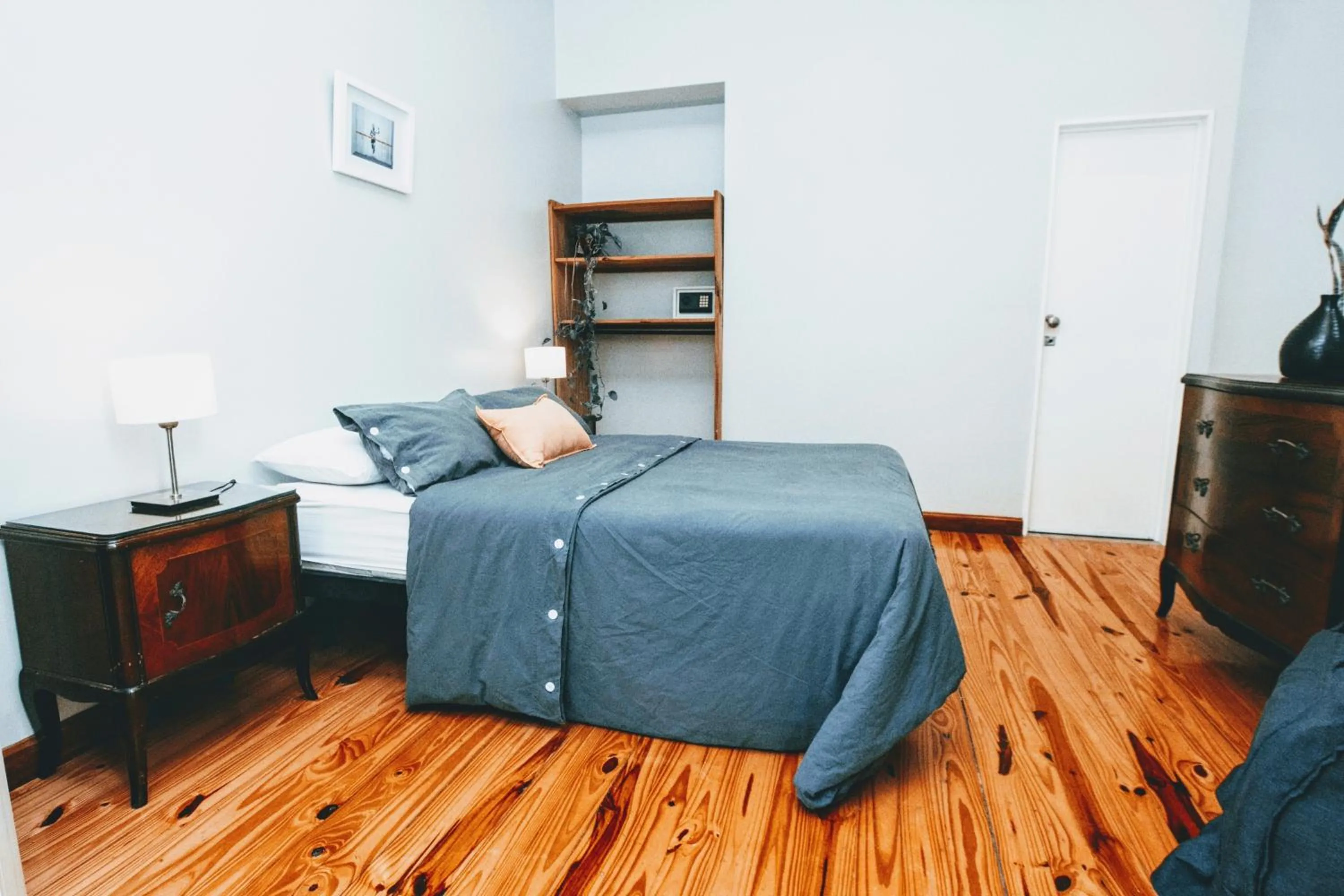 Bedroom, Bed in Milhouse Hostel Hipo