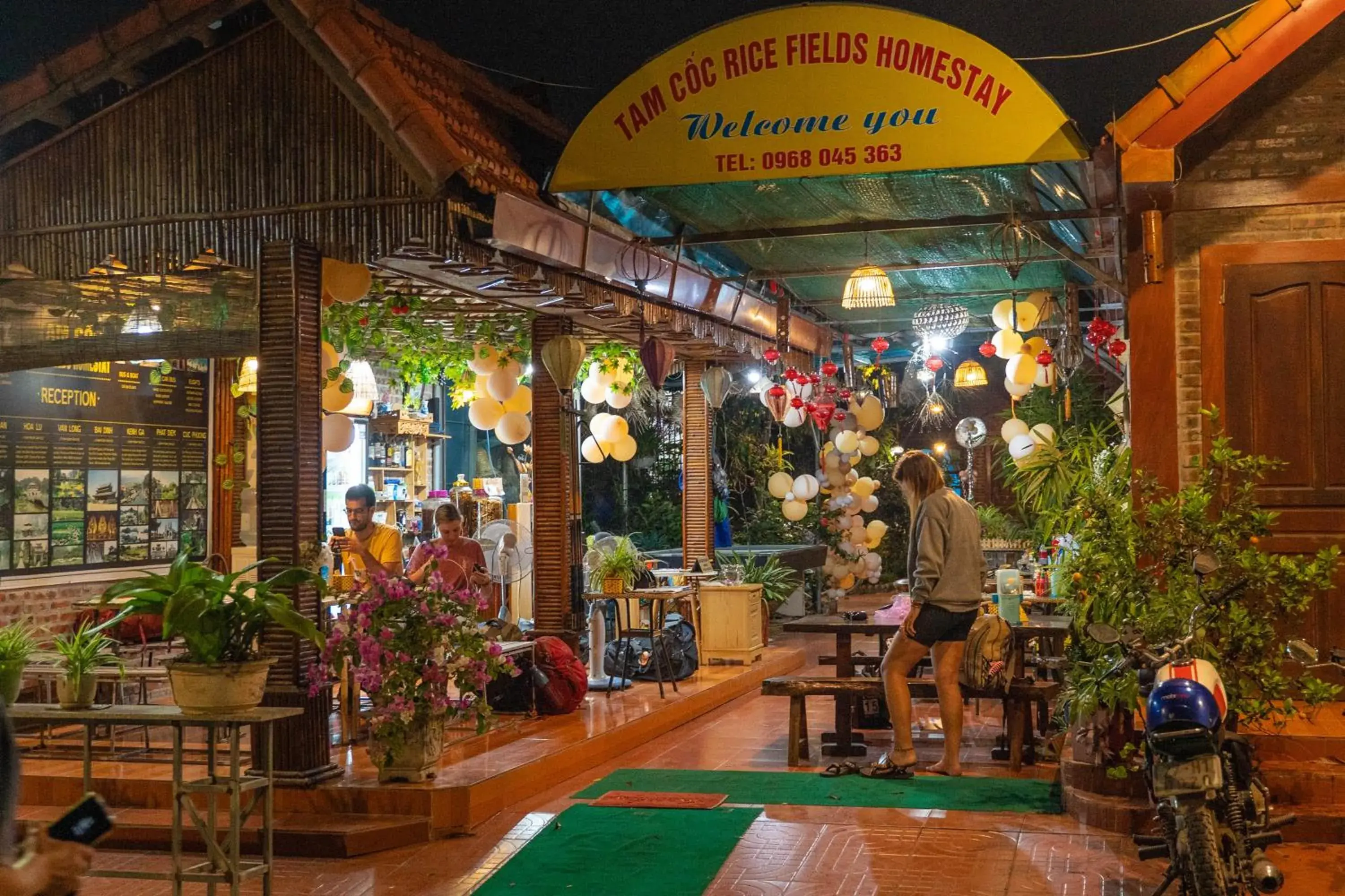 Tam Coc Rice Fields Homestay Tam Coc Rice Fields Homestay