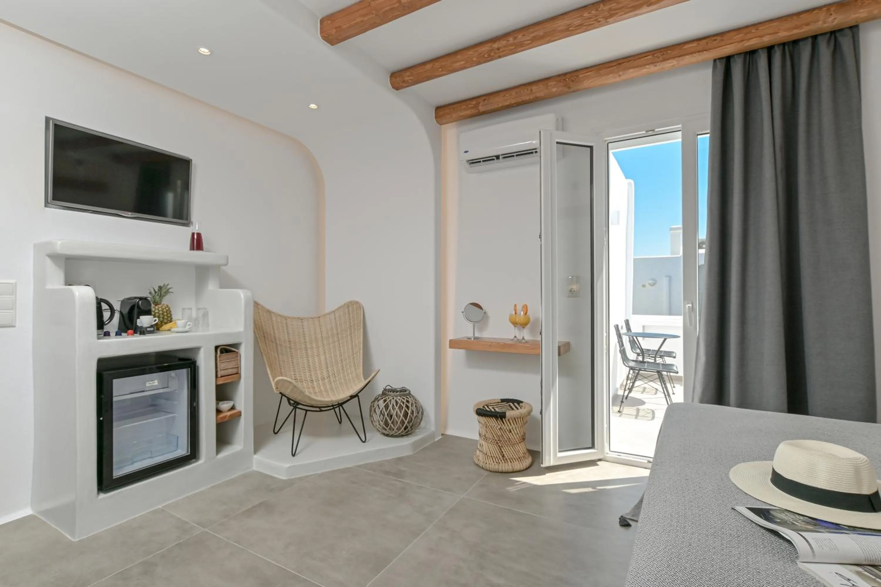 Seating area in Naxos Blue Sky