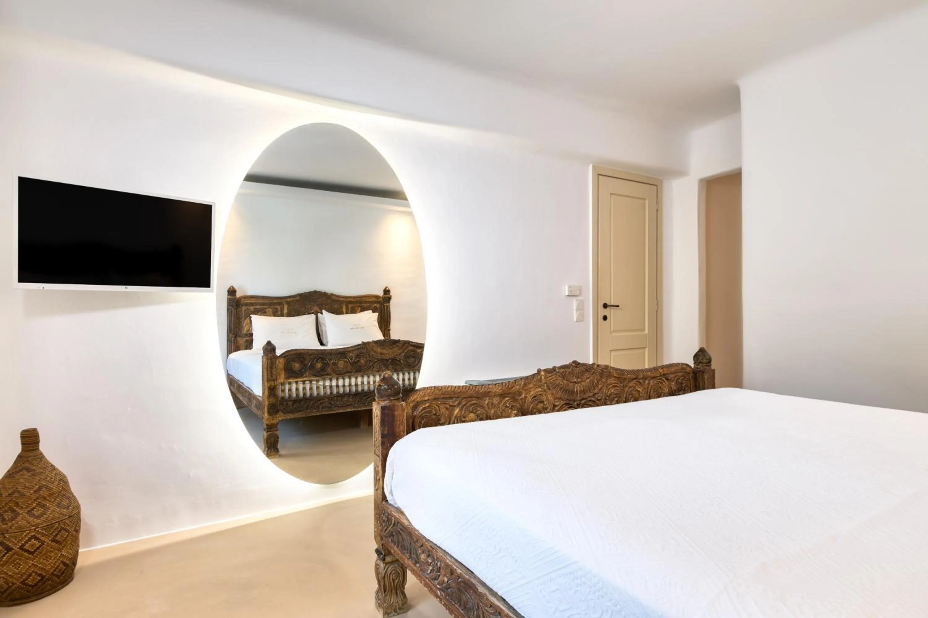 Bed in Mykonos Dream Villas