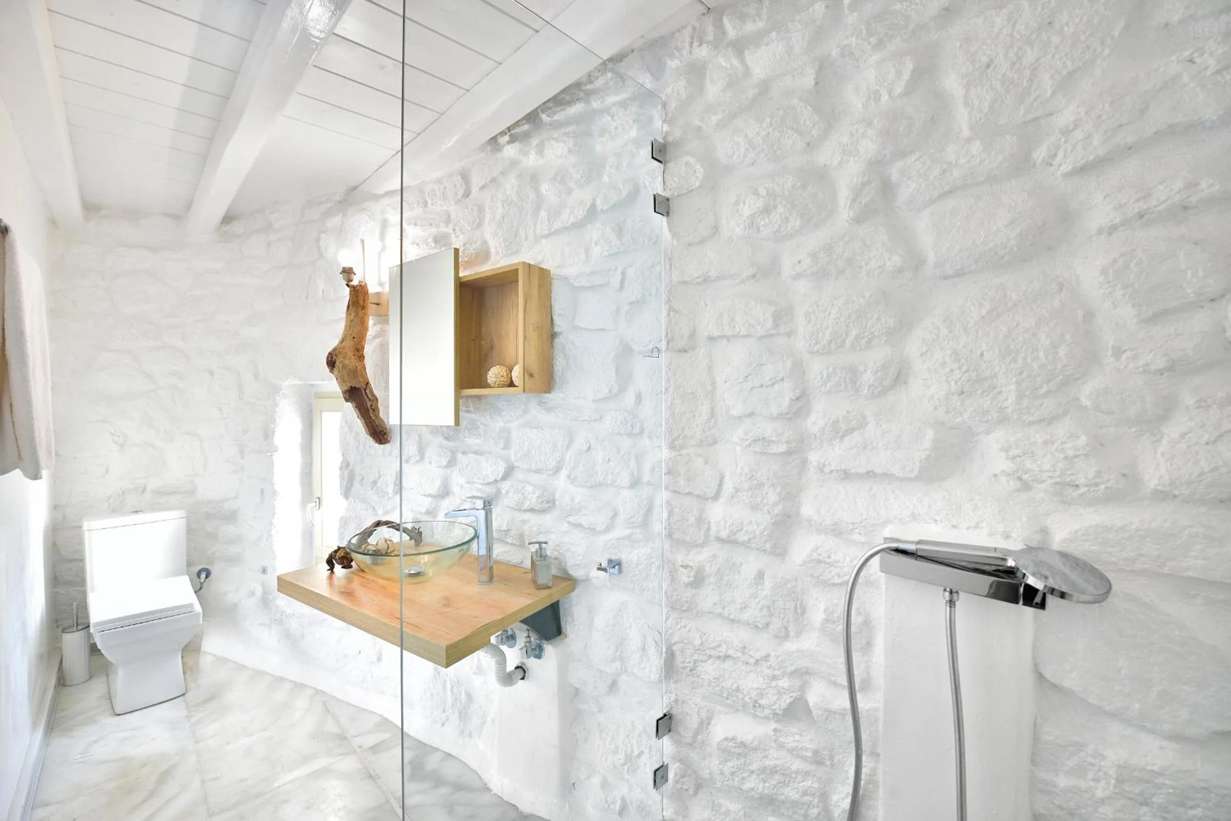 Shower in Mykonos Dream Villas