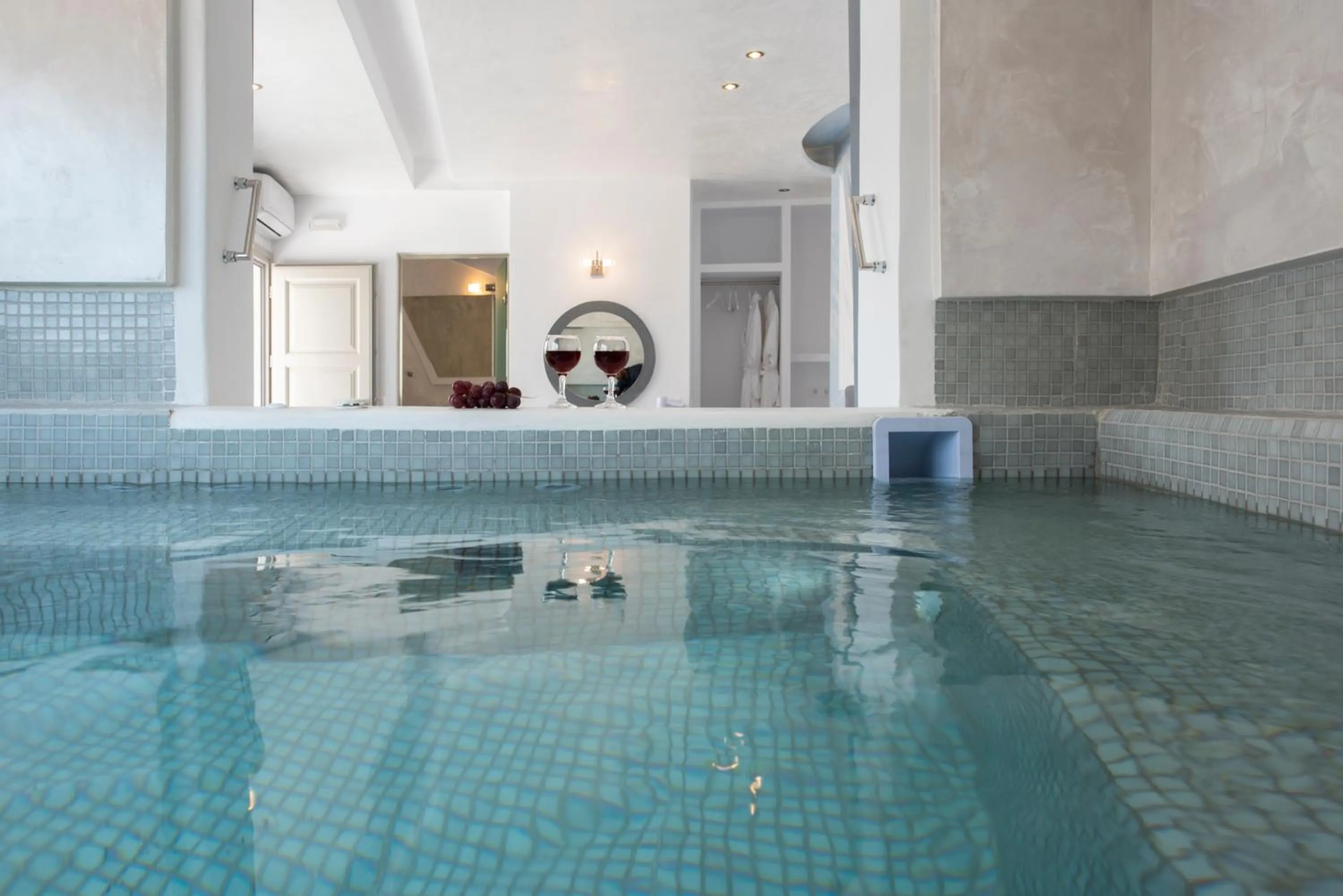 Hot Tub in Villa Galinia