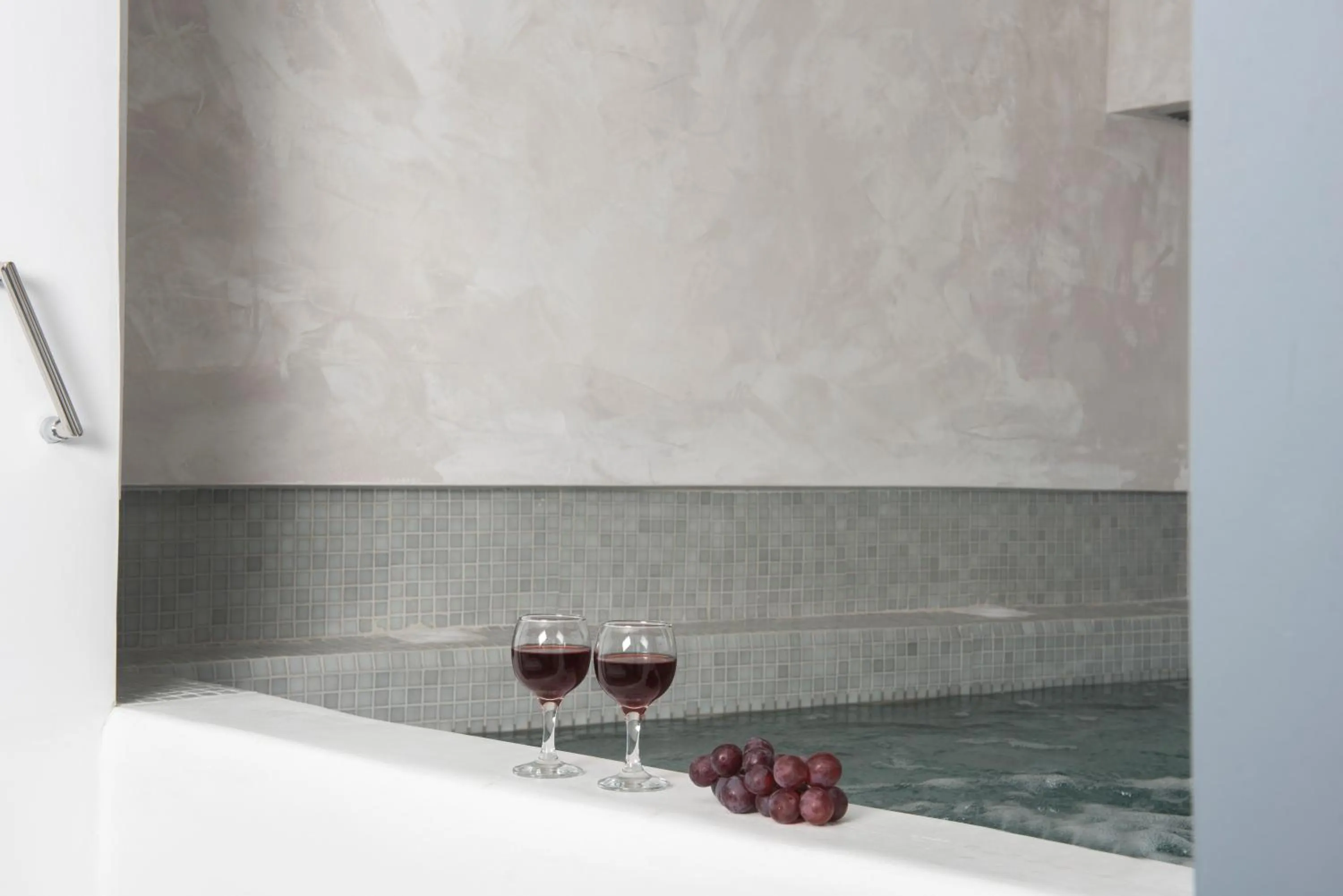 Hot Tub in Villa Galinia