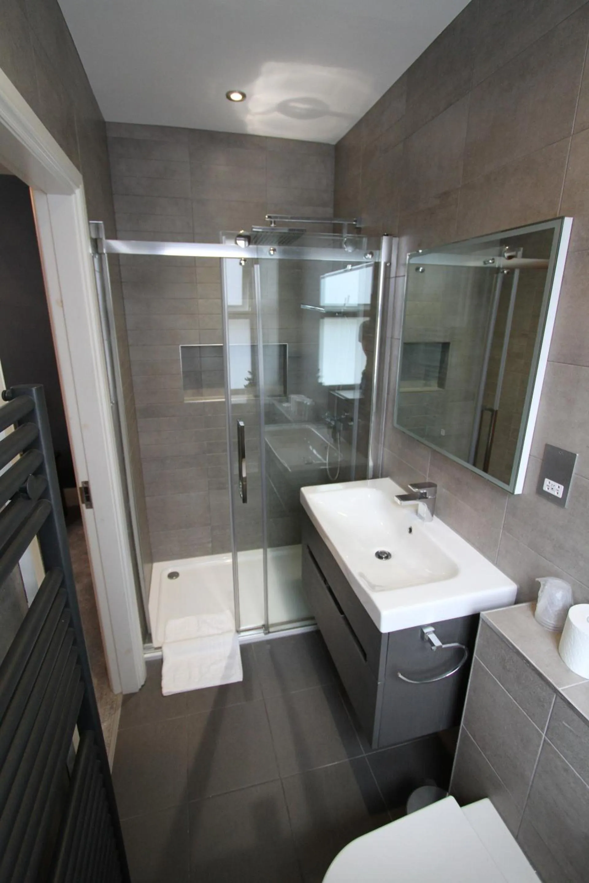 Bathroom in Amadeus Apartments
