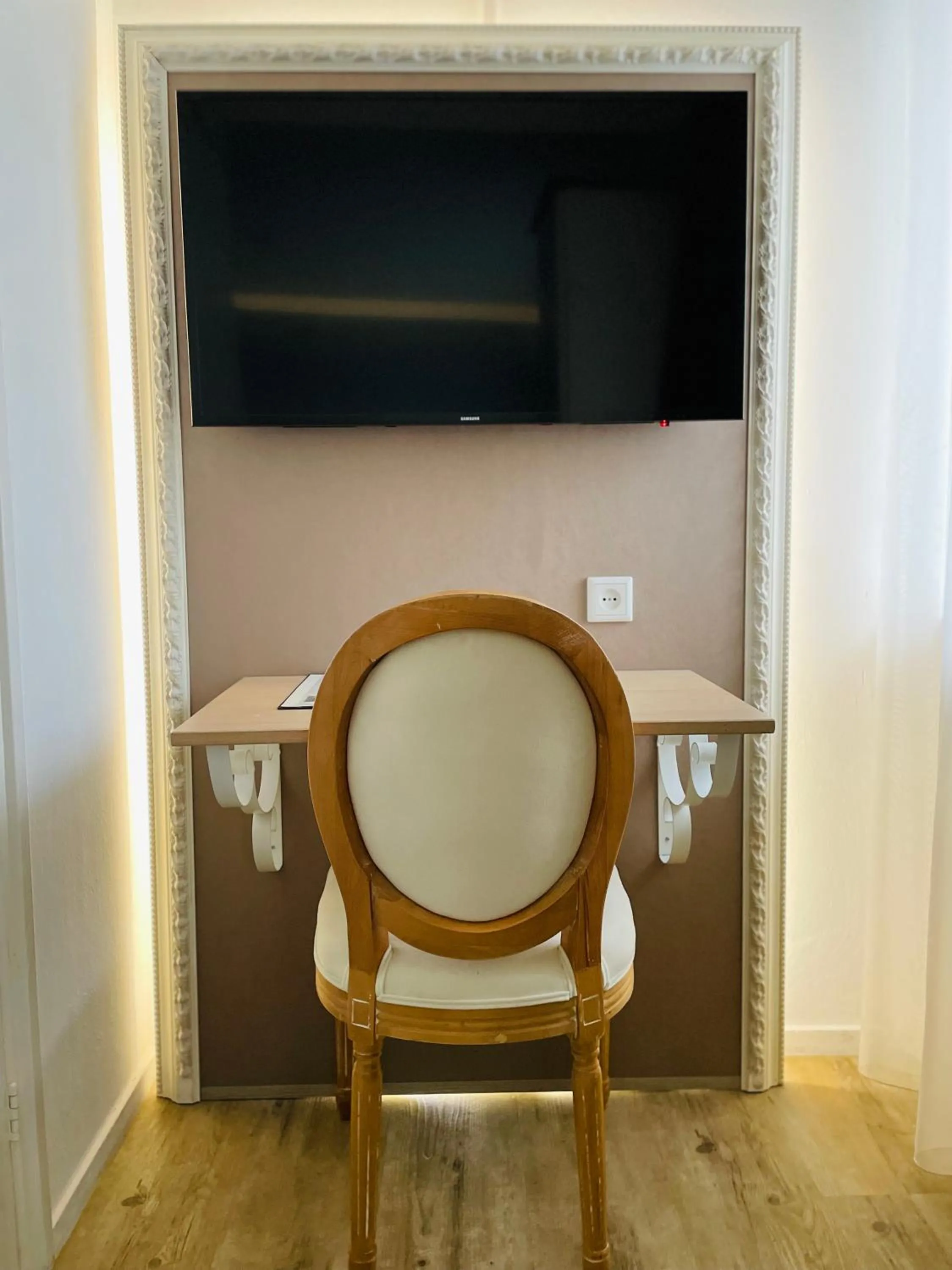 TV and multimedia in Landgoedhotel Villa Vennendal