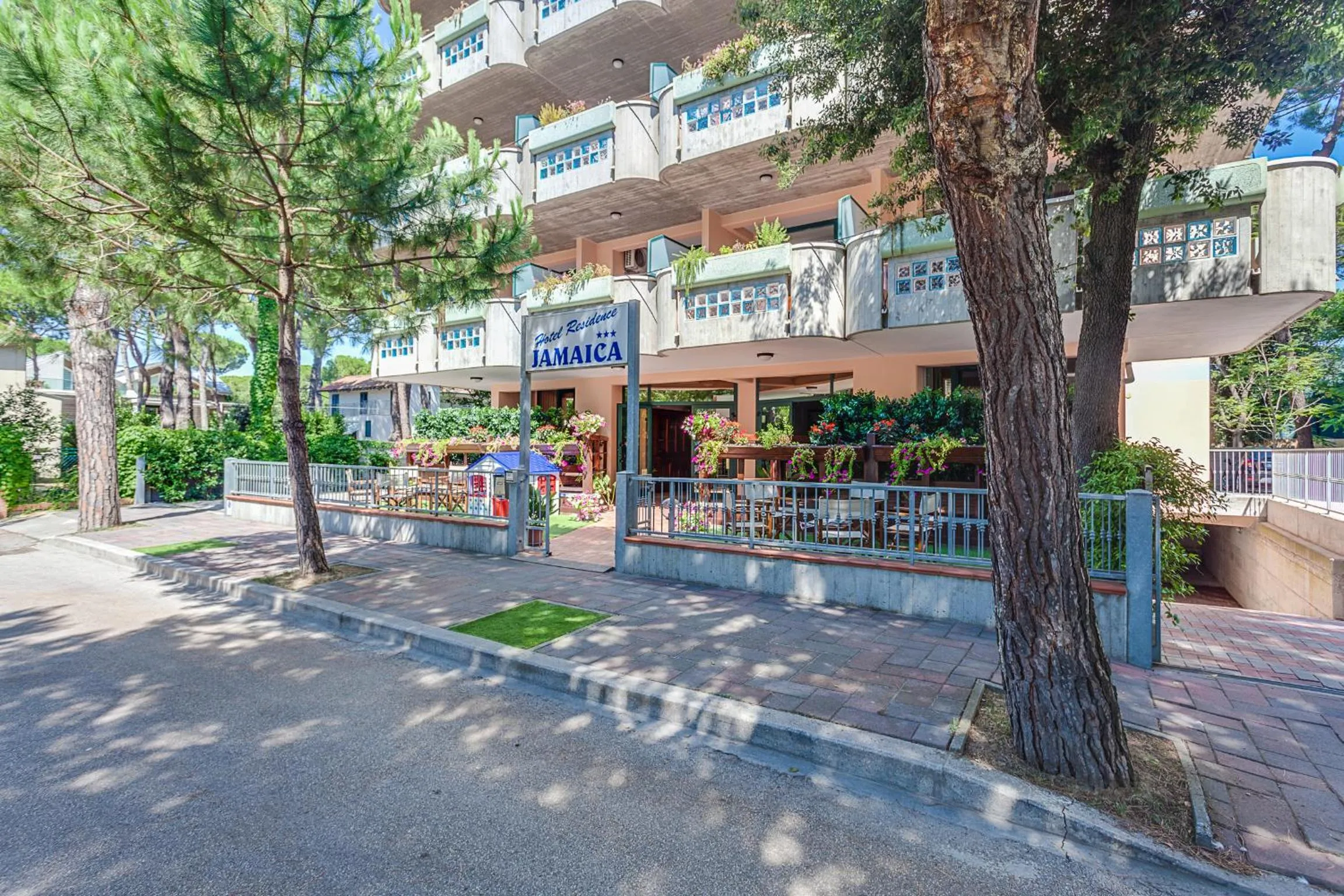 Facade/entrance in Hotel residence Jamaica