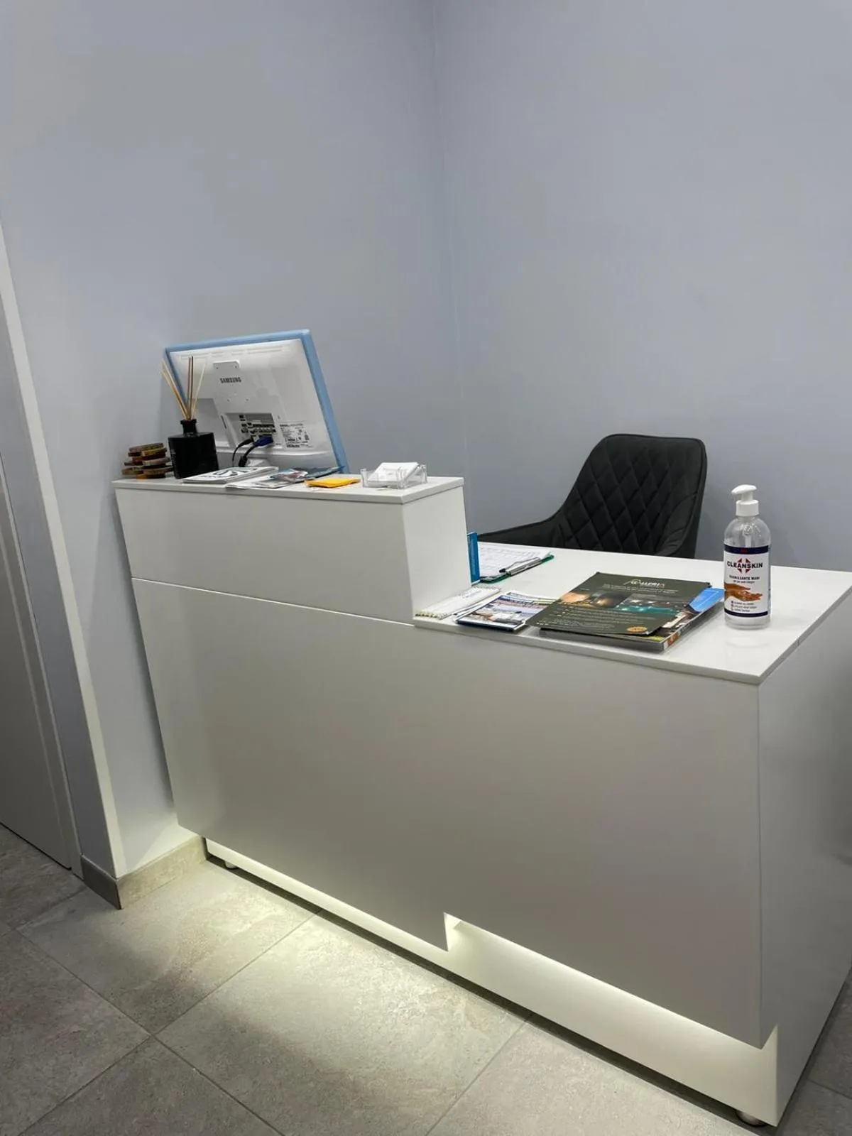 Lobby or reception in Terrazza Aragon Room and SPA