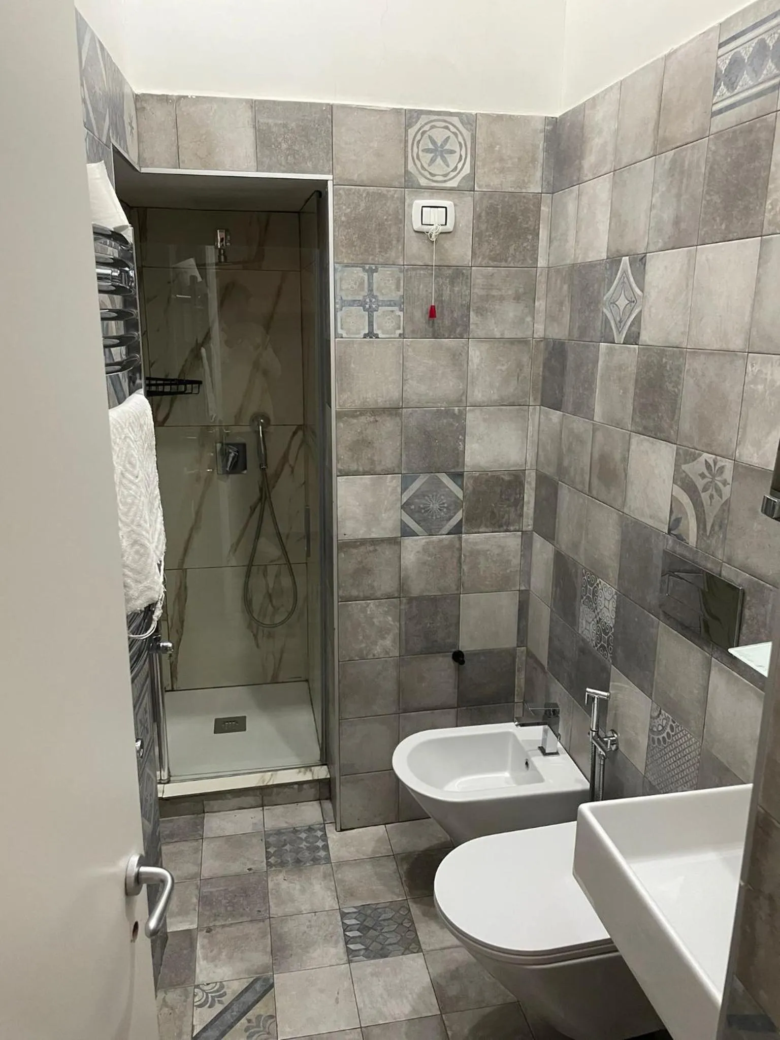 Bathroom in Terrazza Aragon Room and SPA