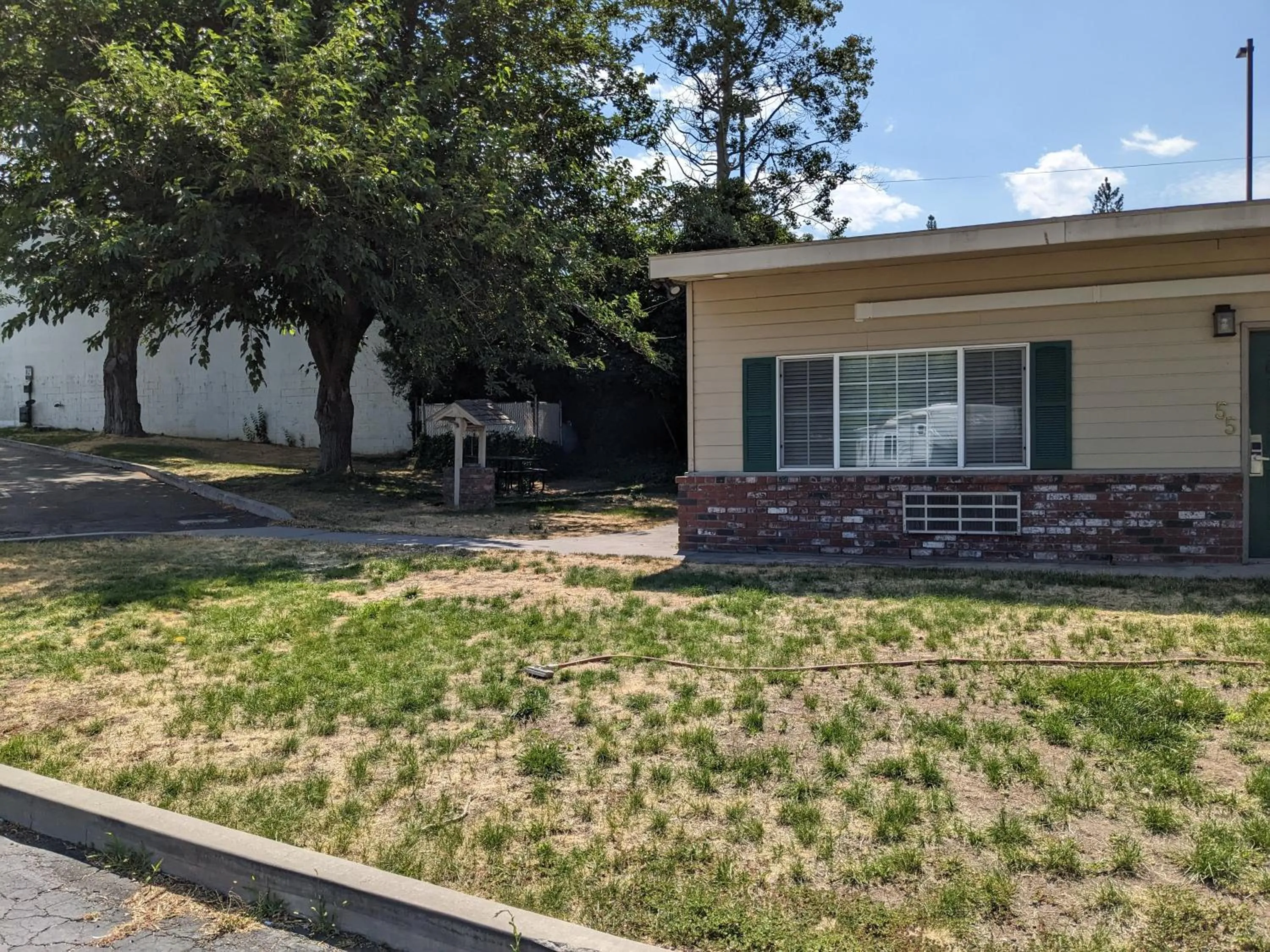 Hi-Lo Motel, Cafe and RV Park Mount Shasta Area