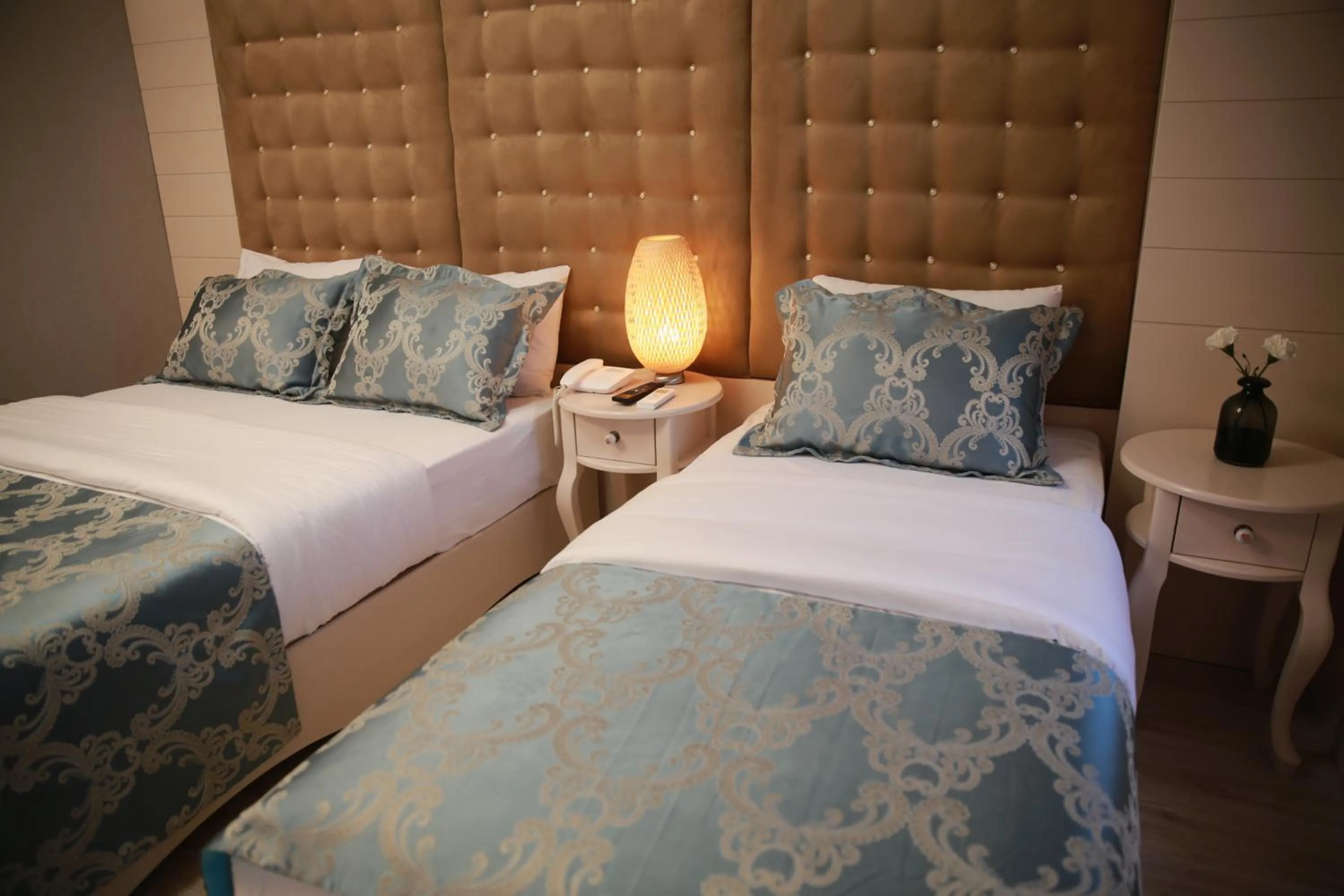 Decorative detail in Pelican House Hotel