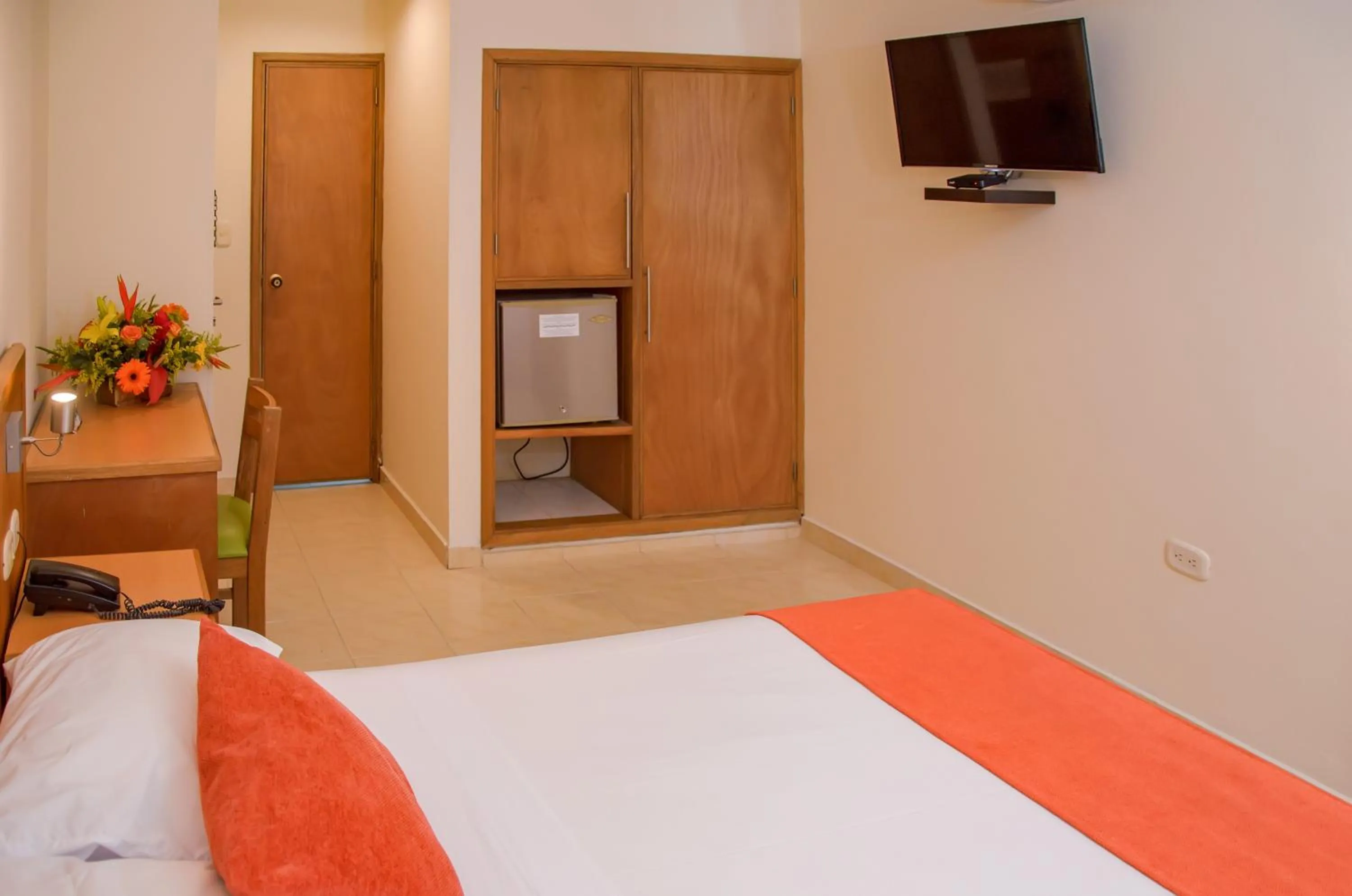 Bedroom, Bed in Hotel Be La Sierra