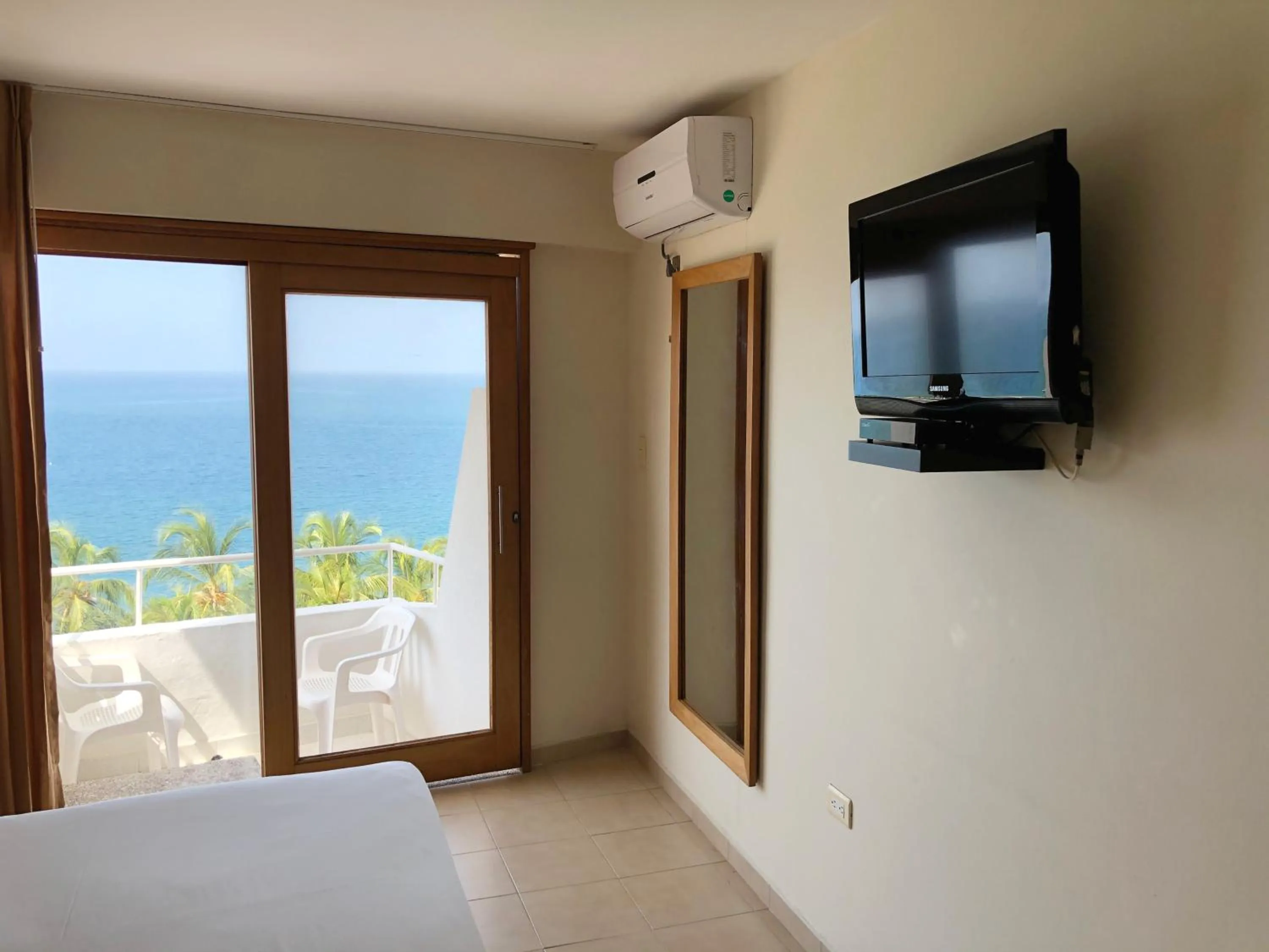 Sea view, Bed in Hotel Be La Sierra