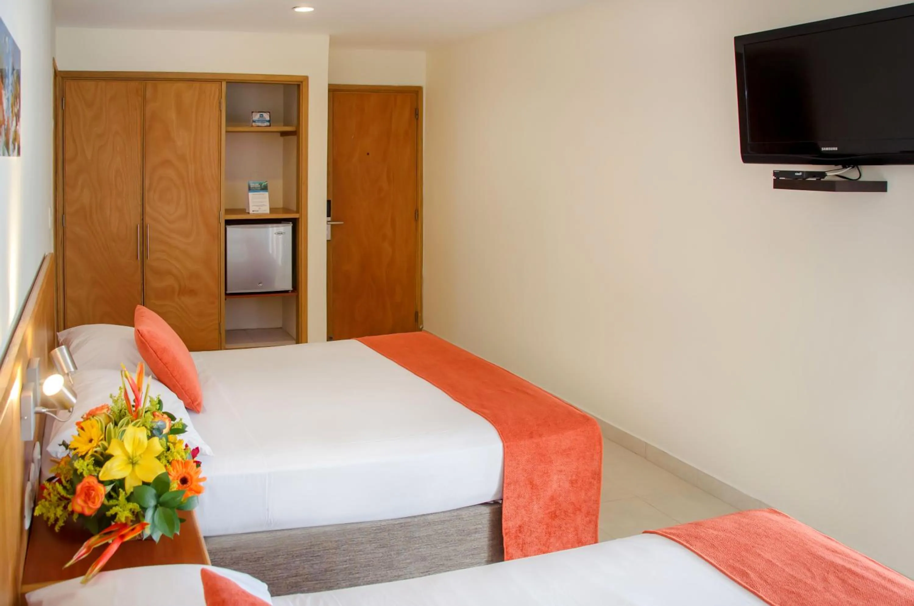 Bedroom, Bed in Hotel Be La Sierra