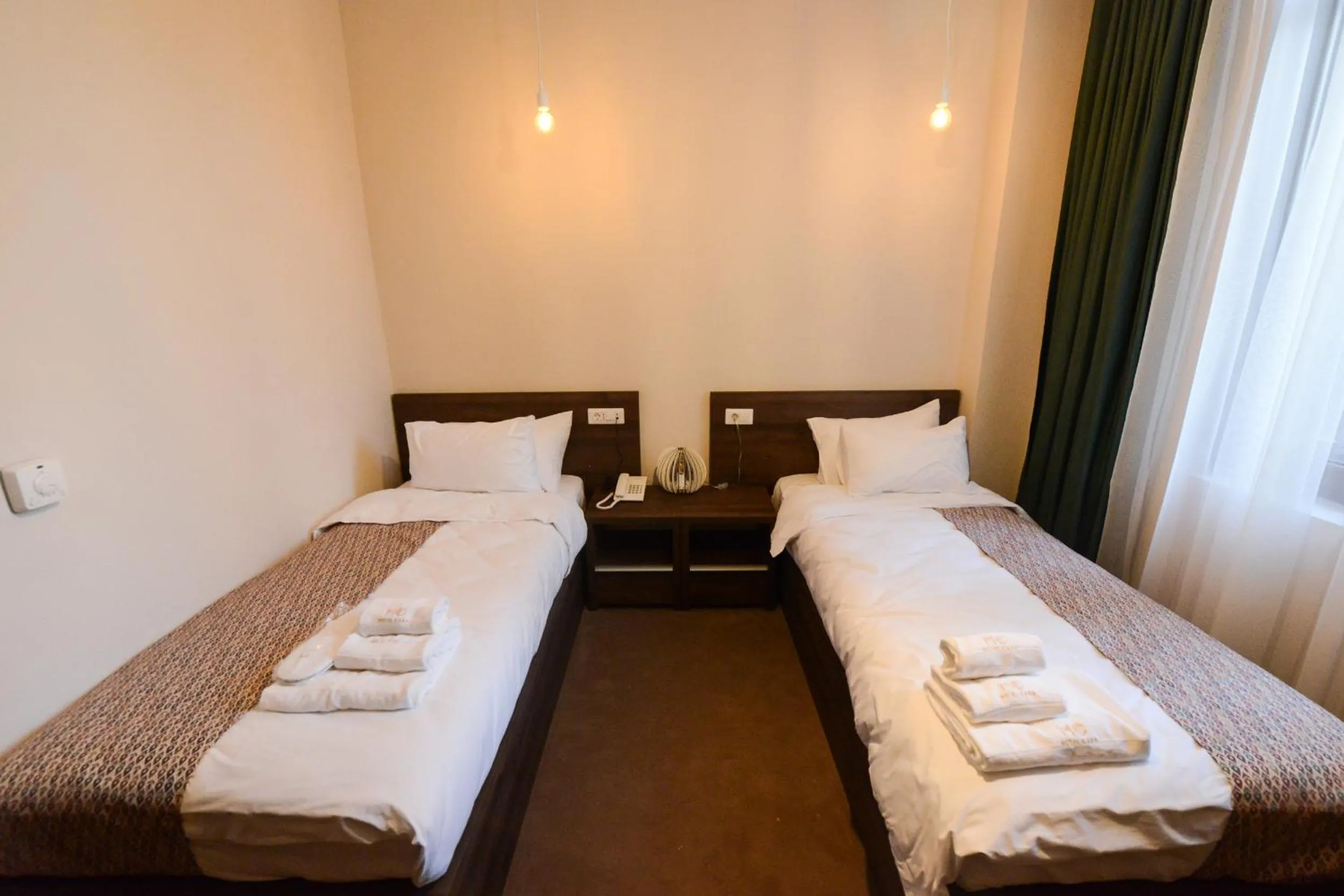 Bed in Hotel Cara 28