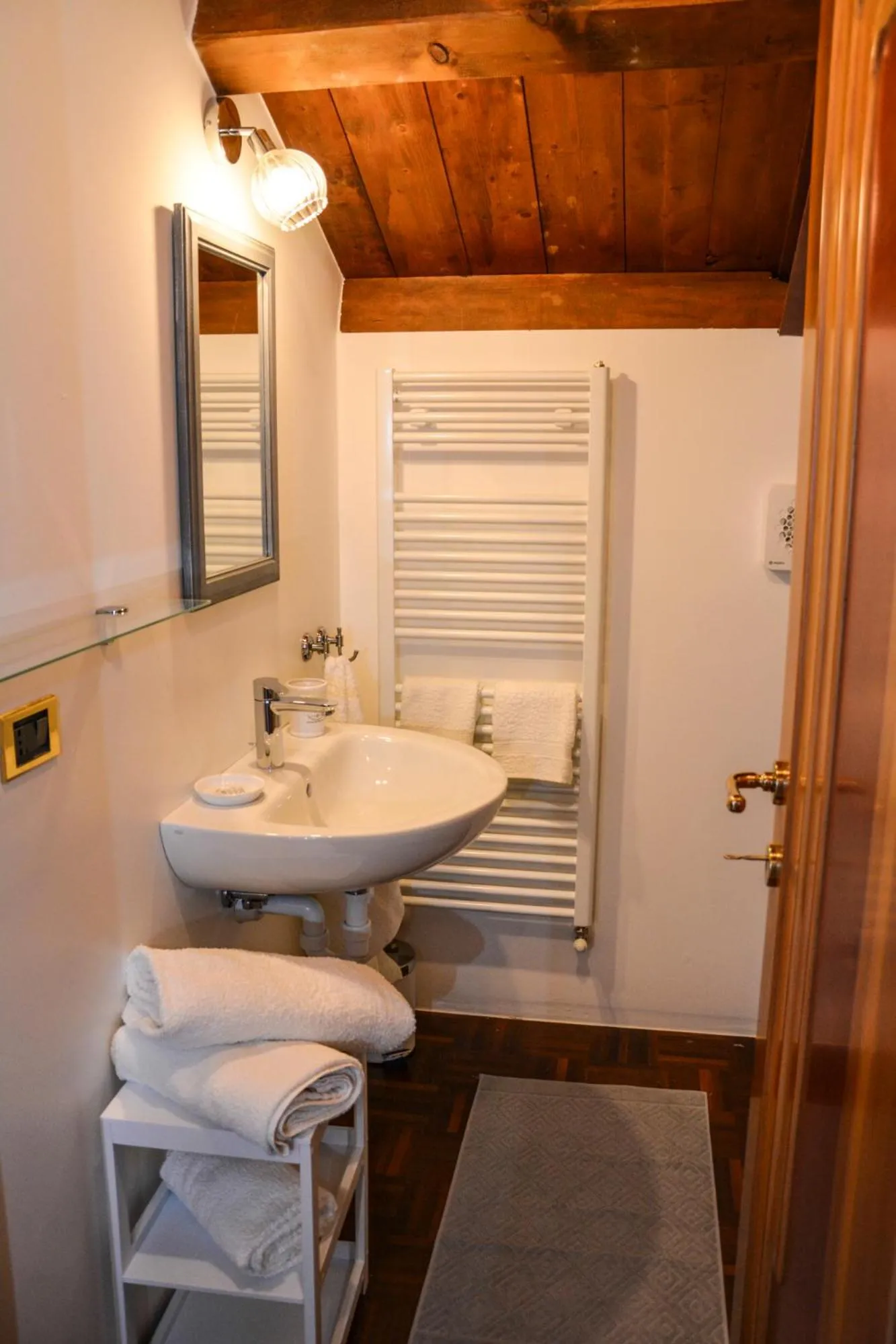 Bathroom in Villa degli Olivi Relais