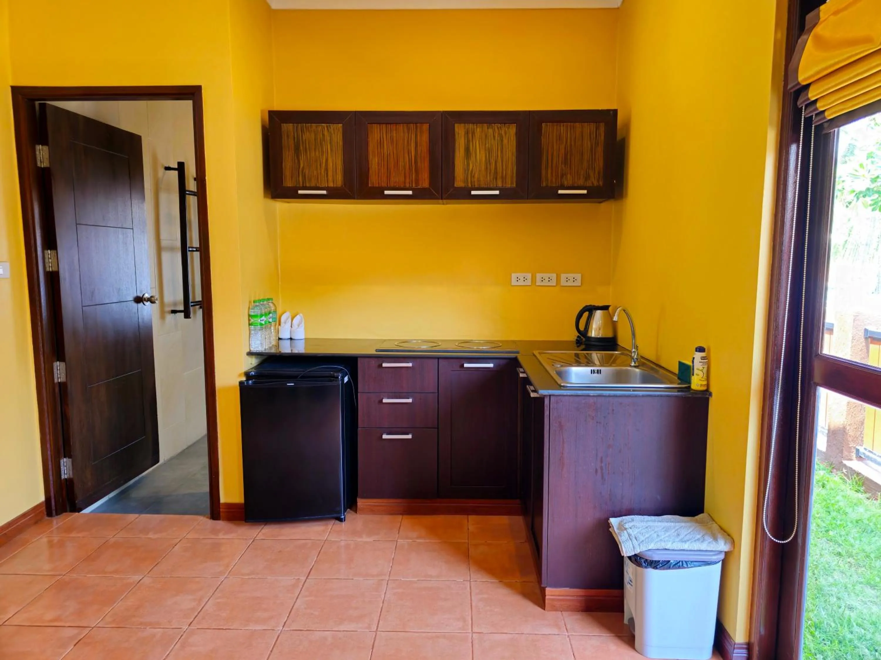 Coffee/tea facilities in Baan Mesuk Hua Hin Spa and Resort