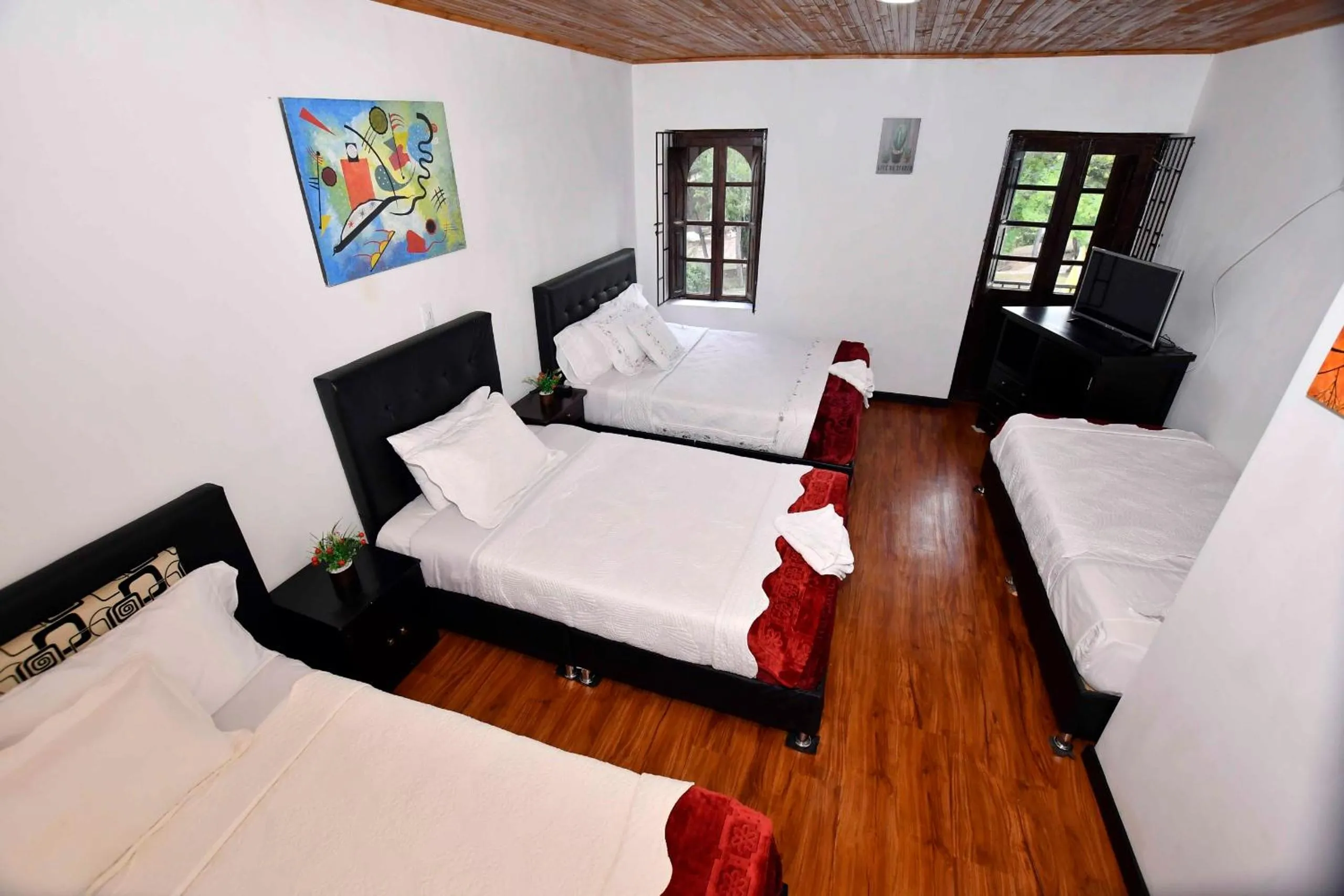 Photo of the whole room, Bed in Hotel Aroma del Bosque Posada Cafe