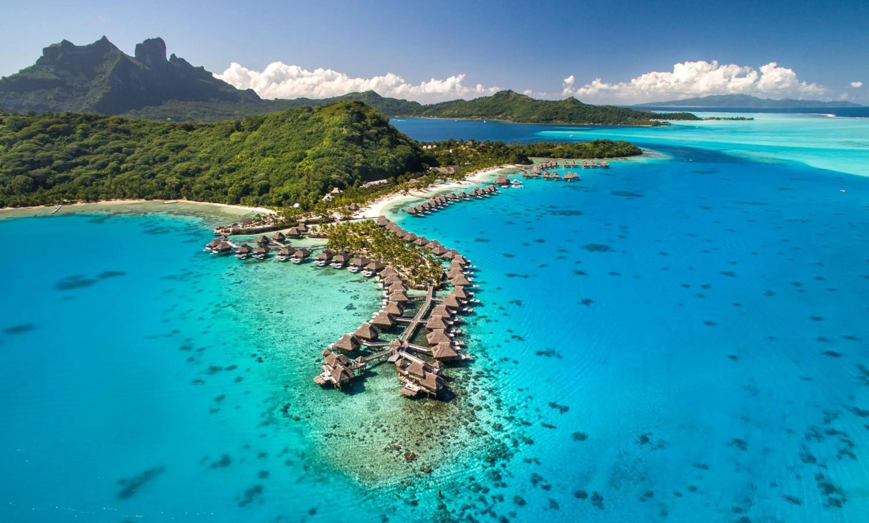 Property building in Conrad Bora Bora Nui